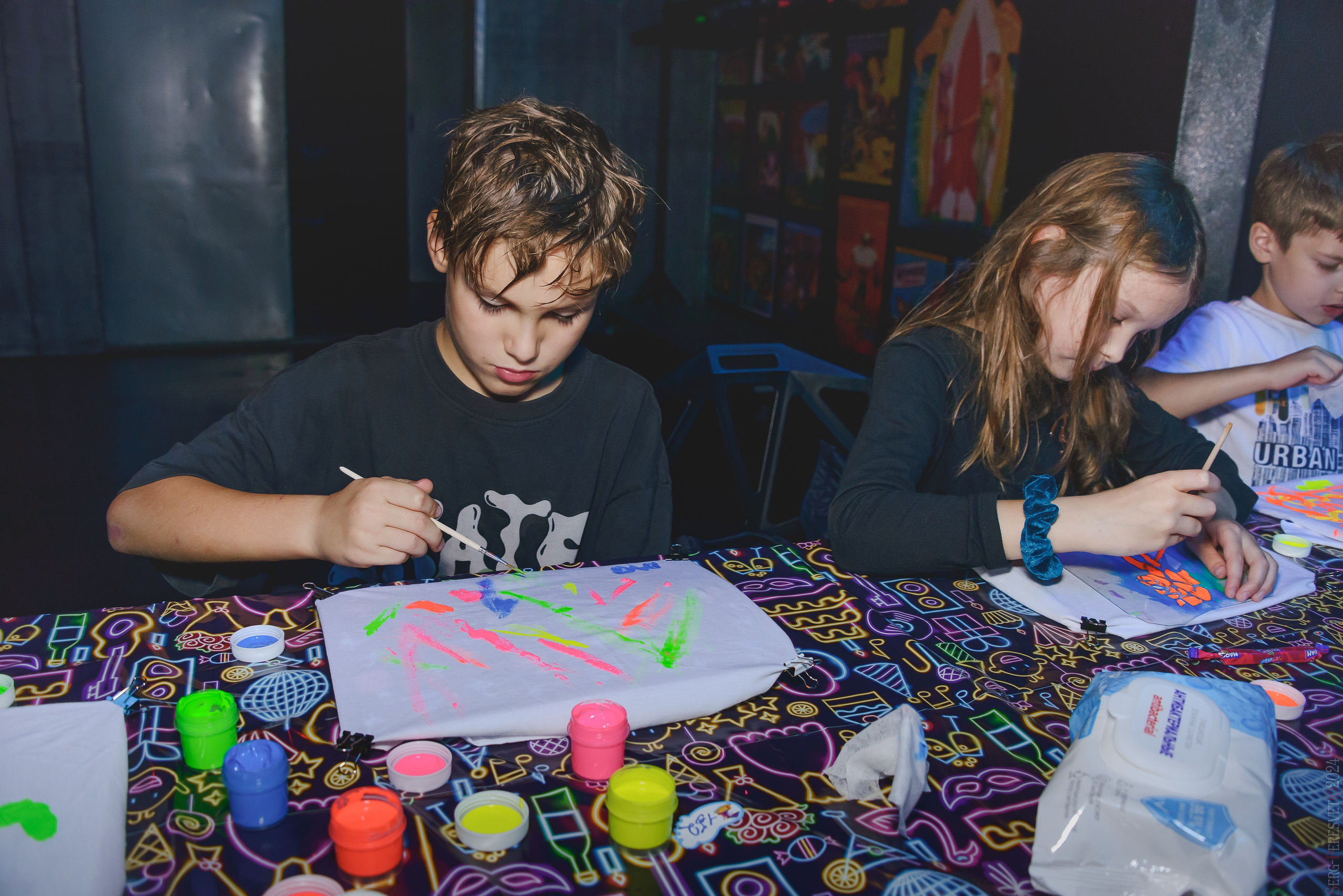 Роспись футболок мастер-класс, Детский день рождения, Лазертаг-клуб «Sтанция 2025». Ваш фотограф на праздник в Москве, Раменском, Жуковском, Люберцах