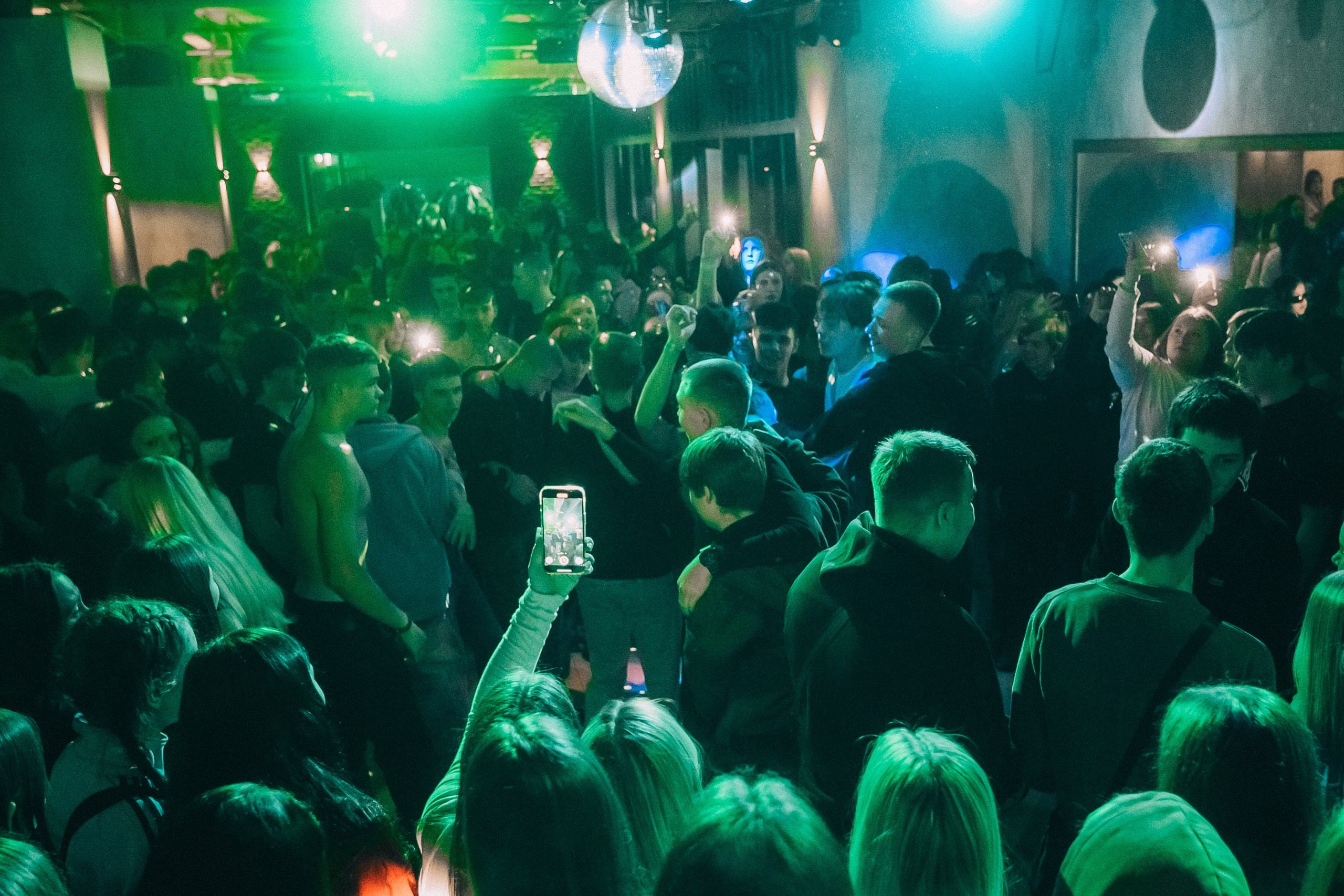 8 MARCH WOMENS DAY PARTY. Фотограф в Кемерово Владислав Шульц