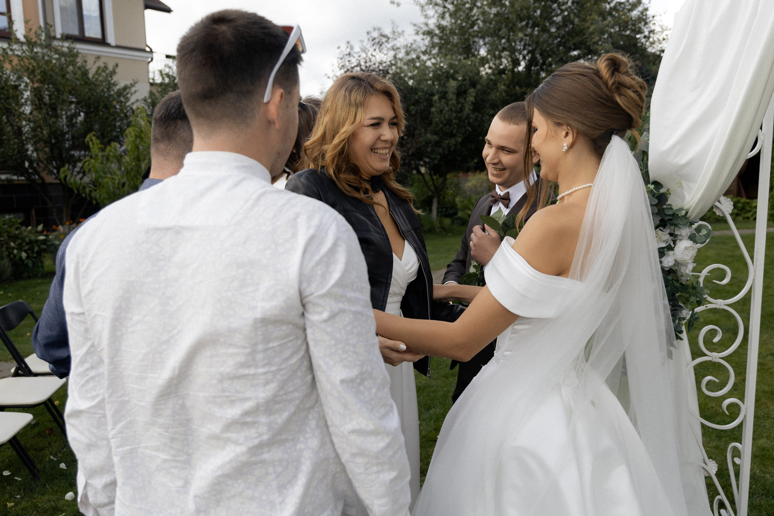 Свадебная фотосессия Анастасии и Игоря в Усадьбе Легенда. Свадебный фотограф в Минске/Беларуси Сергей Спиридонов