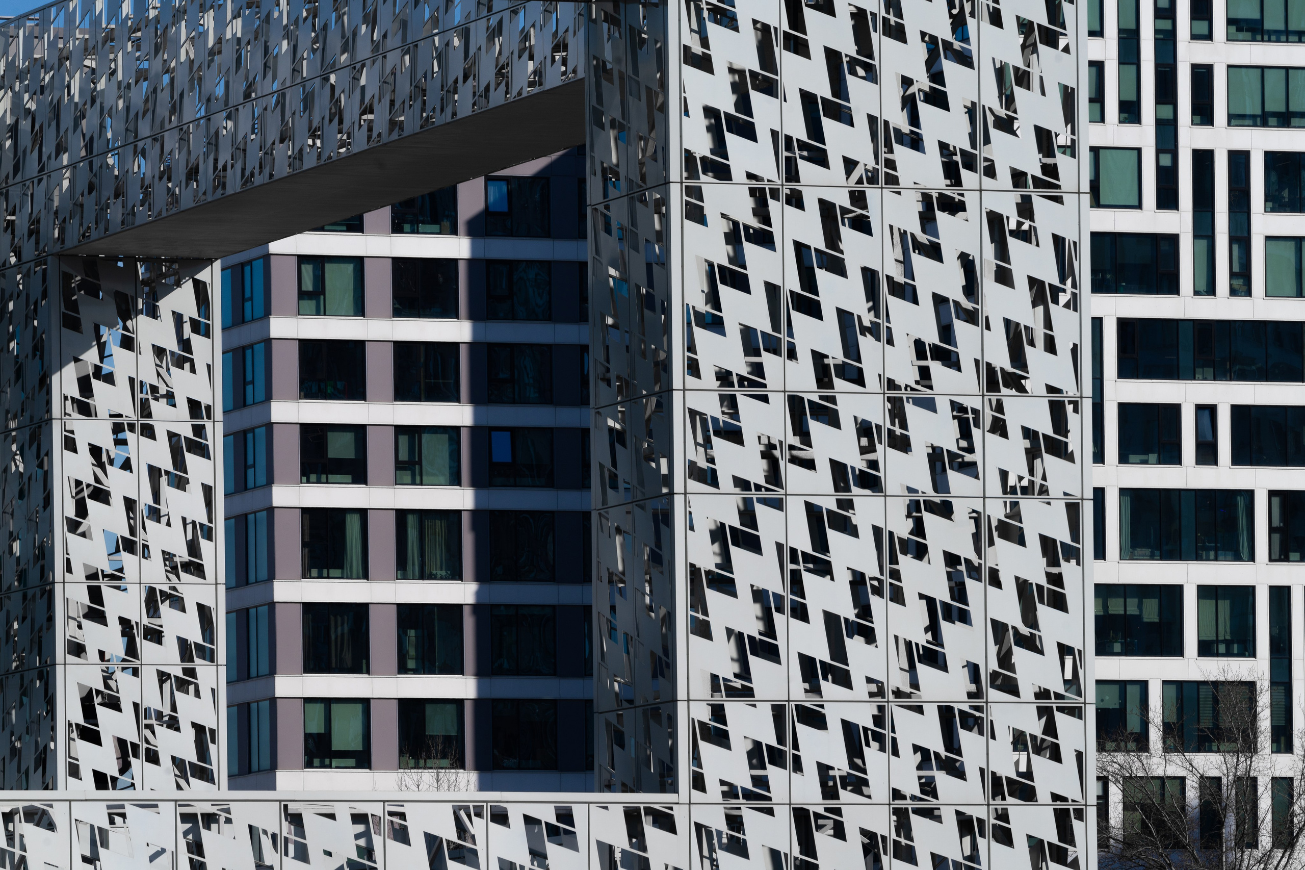 АРХМОСКВА 2024 — ГОРОДСКИЕ ФАКТУРЫ. @tomrus: Рустам Шагиморданов — фотограф