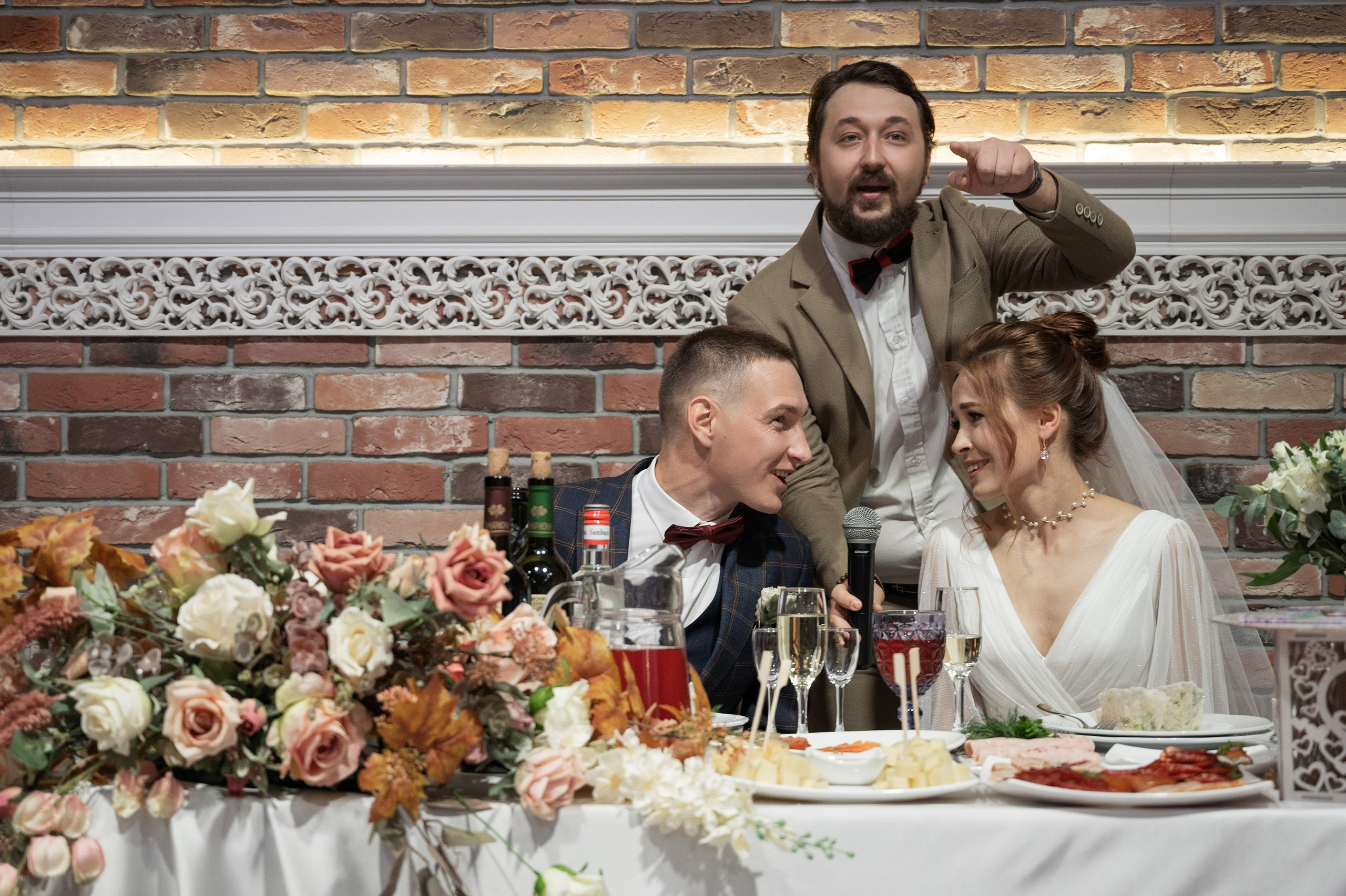 Вячеслав и Екатерина / банкетный зал Savory House. Свадебный фотограф Йошкар-Ола Казань