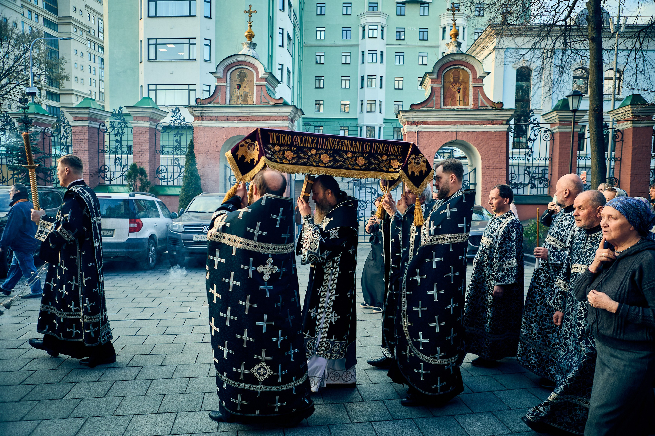 Утреня. Погребение Спасителя. DMITRY MOISEENKO — фотограф, художник, топ-стилист
