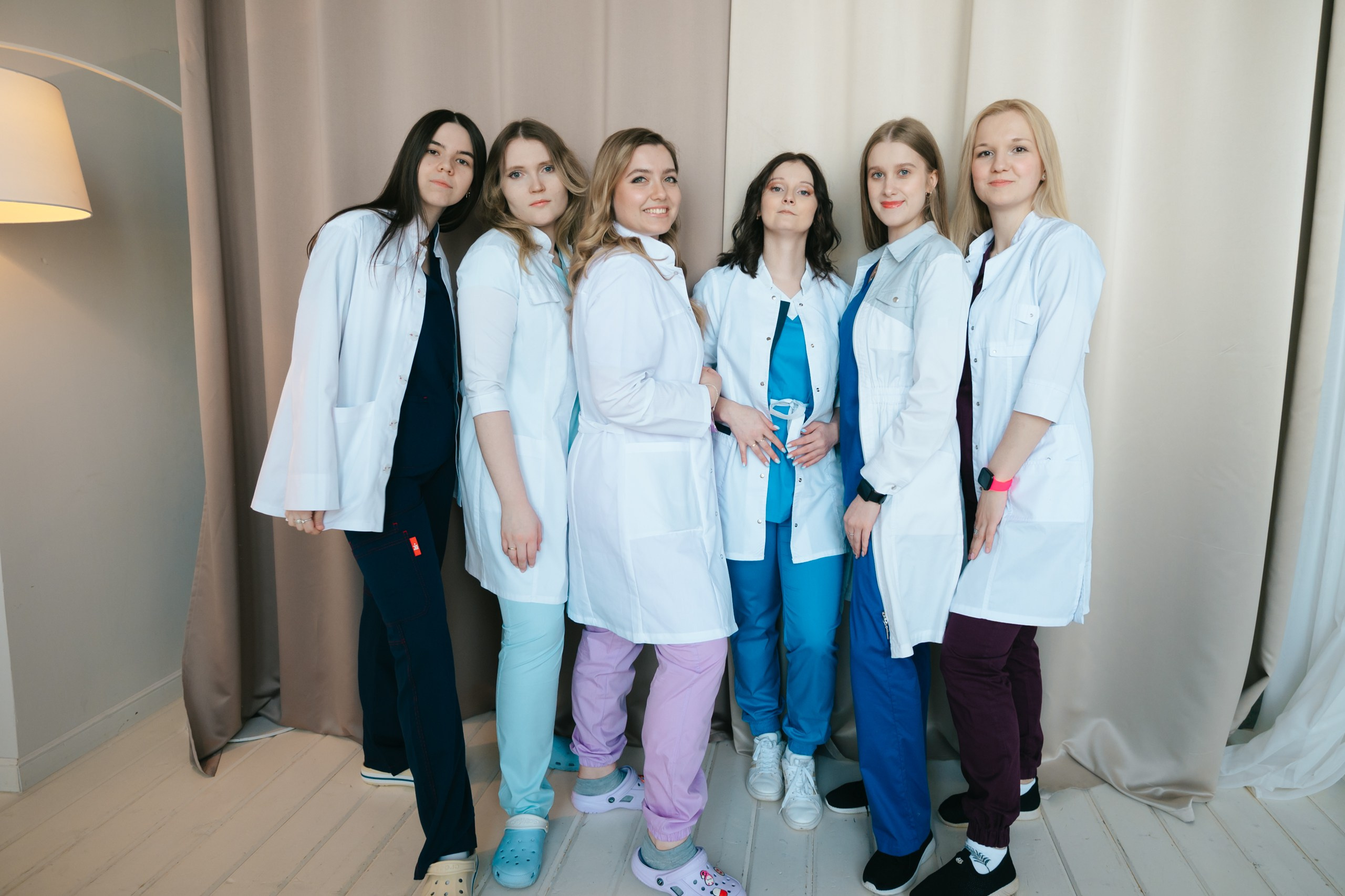 Мед выпуск. Komonev