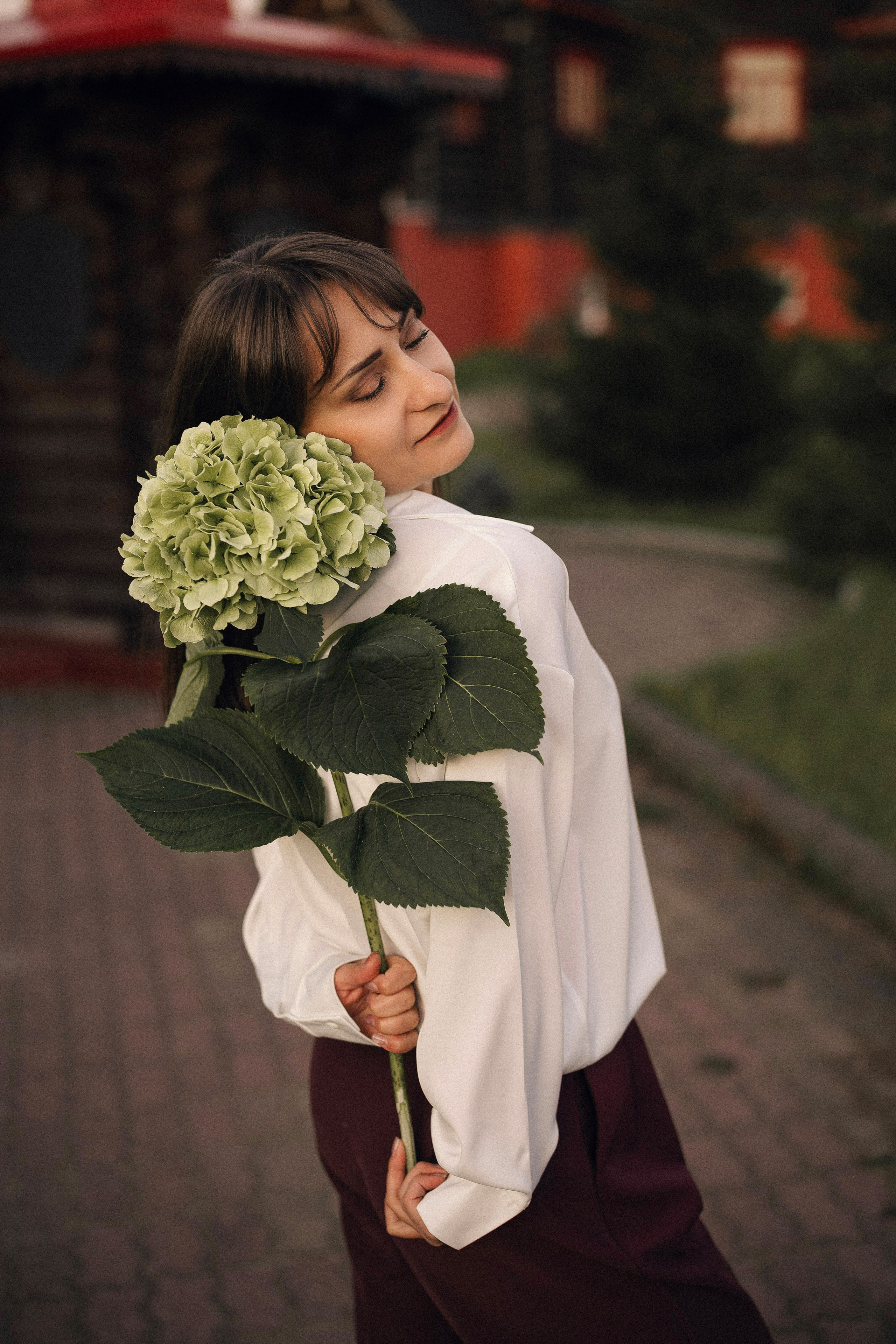 Натали с гортензией. Портретный, семейный и свадебный фотограф в Нарьян-Маре