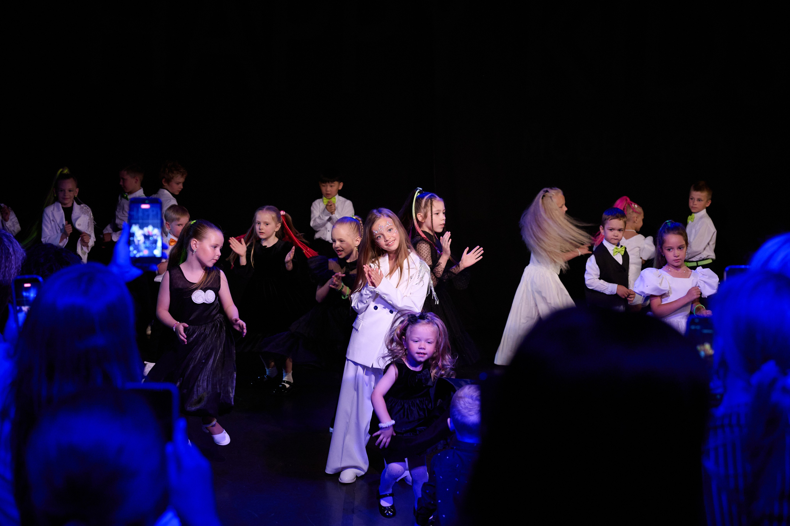 Выпускной модельной школы Happy Kids. Портретный фотограф Санкт-Петербург Владимир Веселов