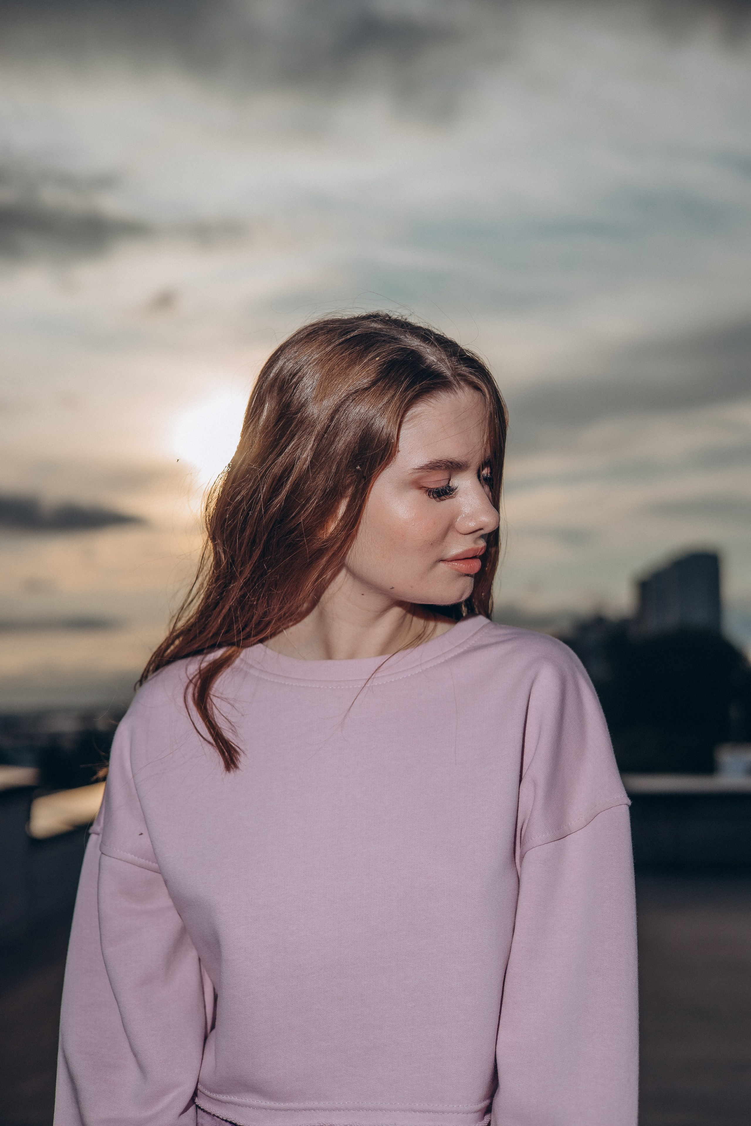 Закат на крыше — цветочная фотосессия. Семейный, детский, женский фотограф в Новосибирске Оля Борисова