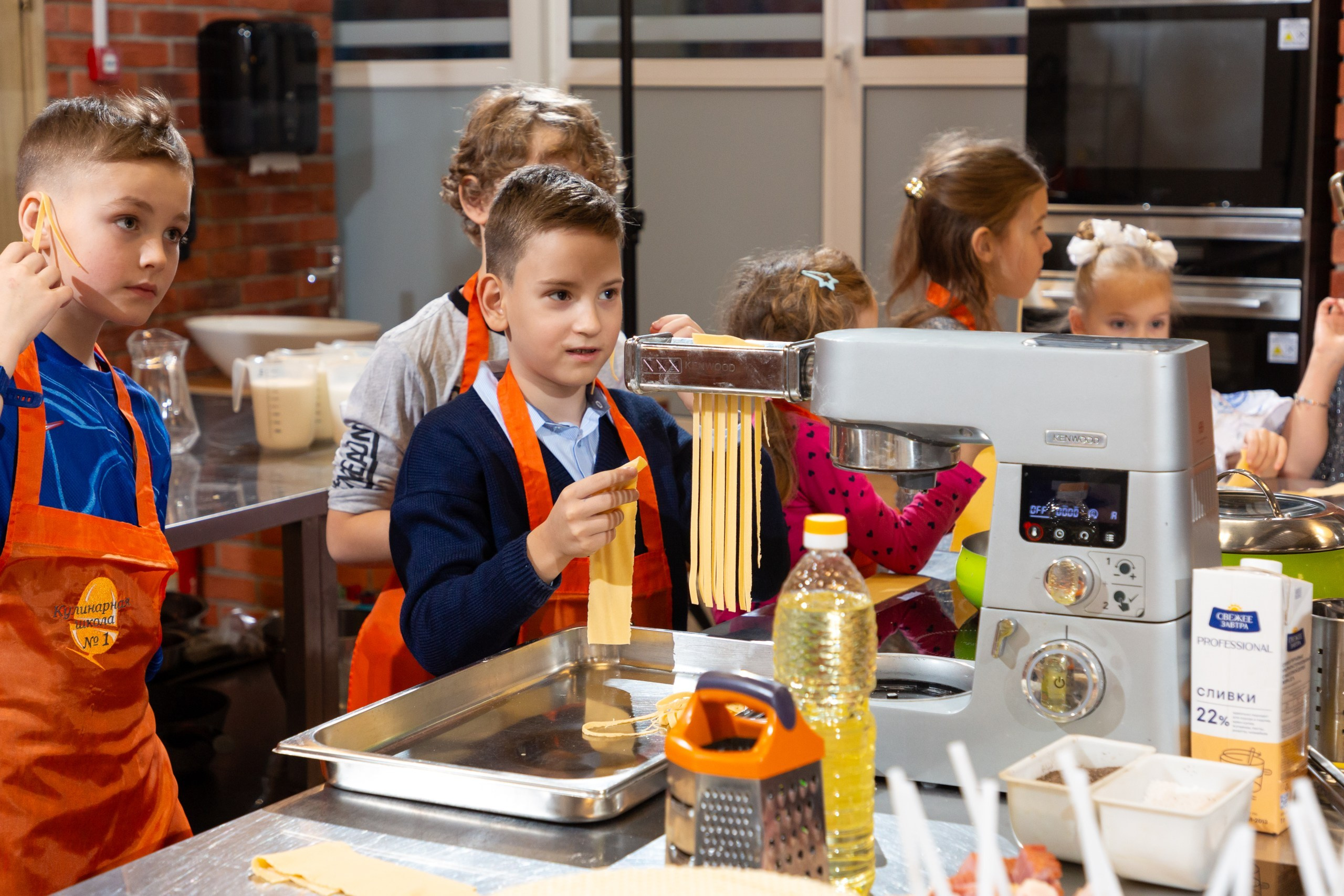 Кулинарная школа № 1. Семейный и детский фотограф в Санкт-Петербурге Пуликов Дмитрий