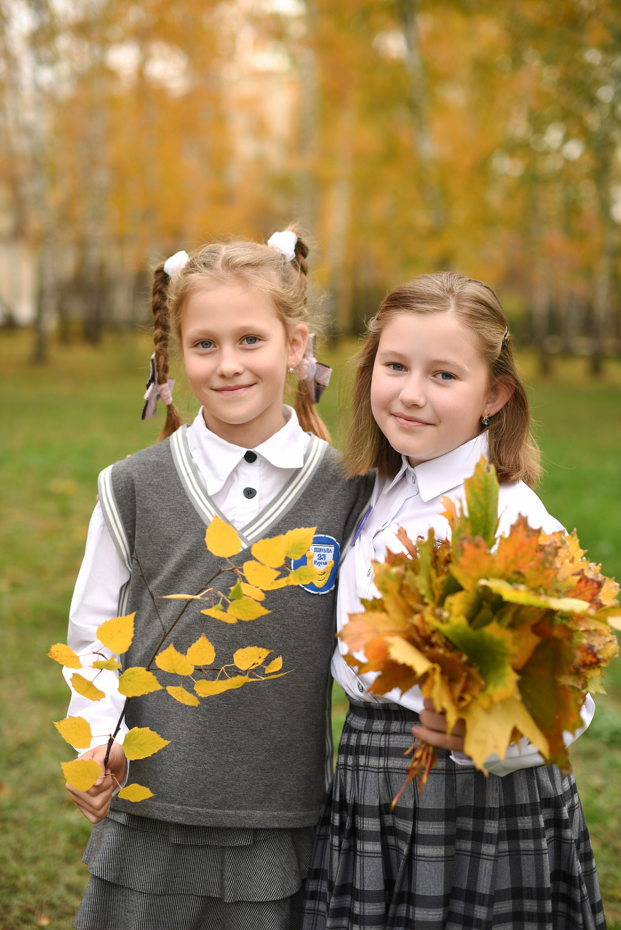 Началка. Выпускные альбомы в Кургане, Твой альбом, Книга