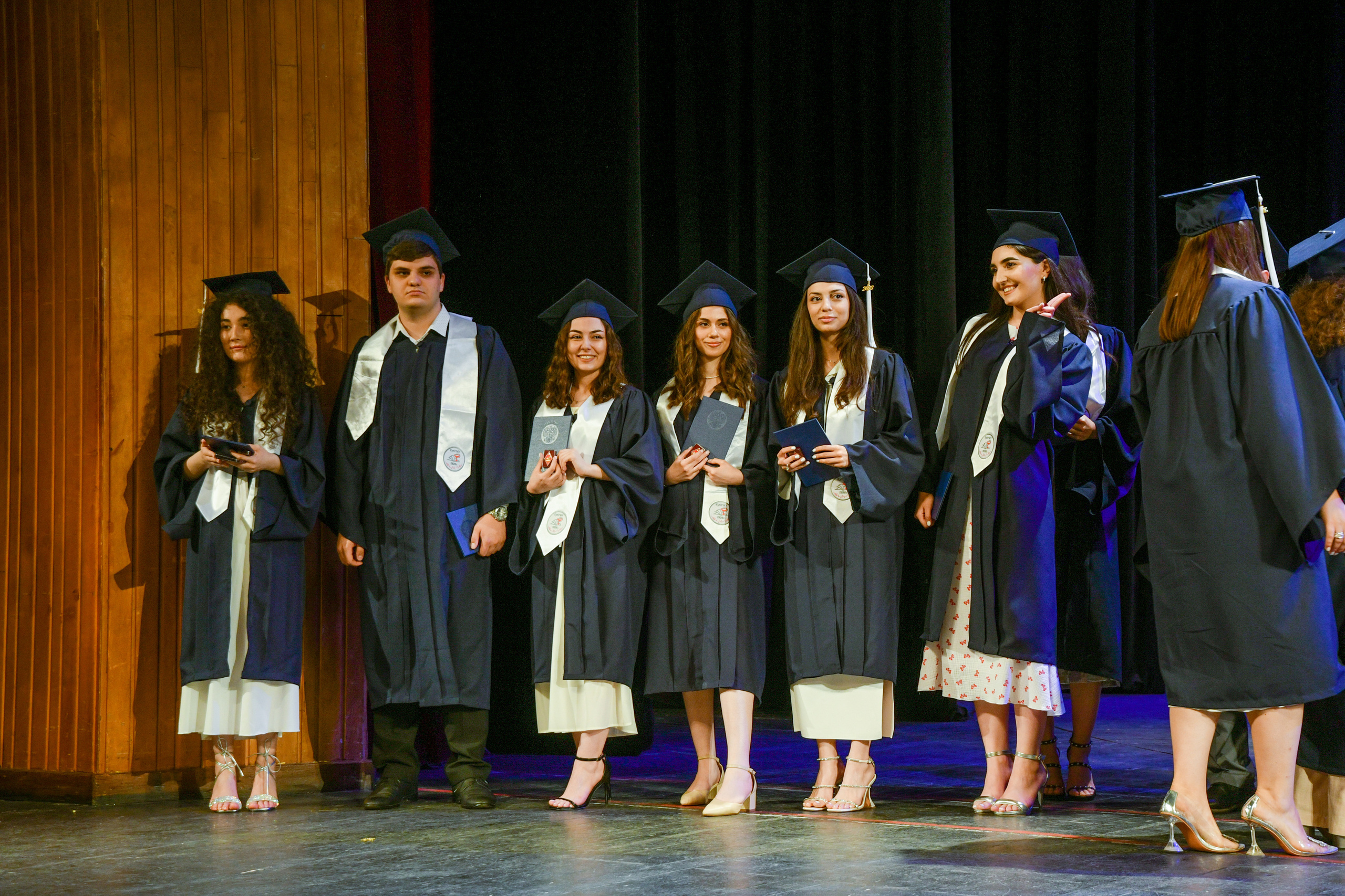 Профессиональный фотограф на выпускной. Вячеслав Скрипник Фотограф Краснодар
