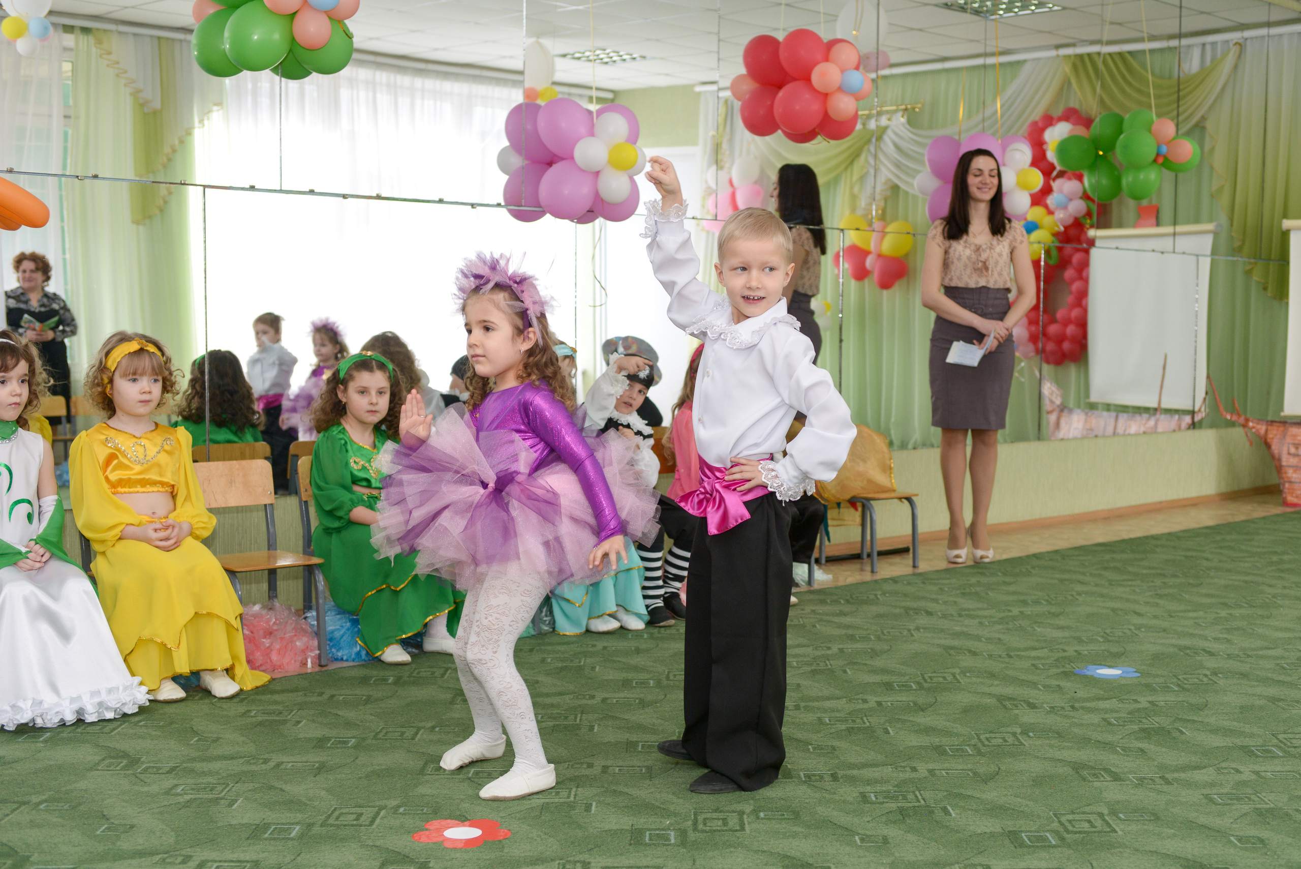 Профессиональный фотограф на утренник. Вячеслав Скрипник Фотограф Краснодар
