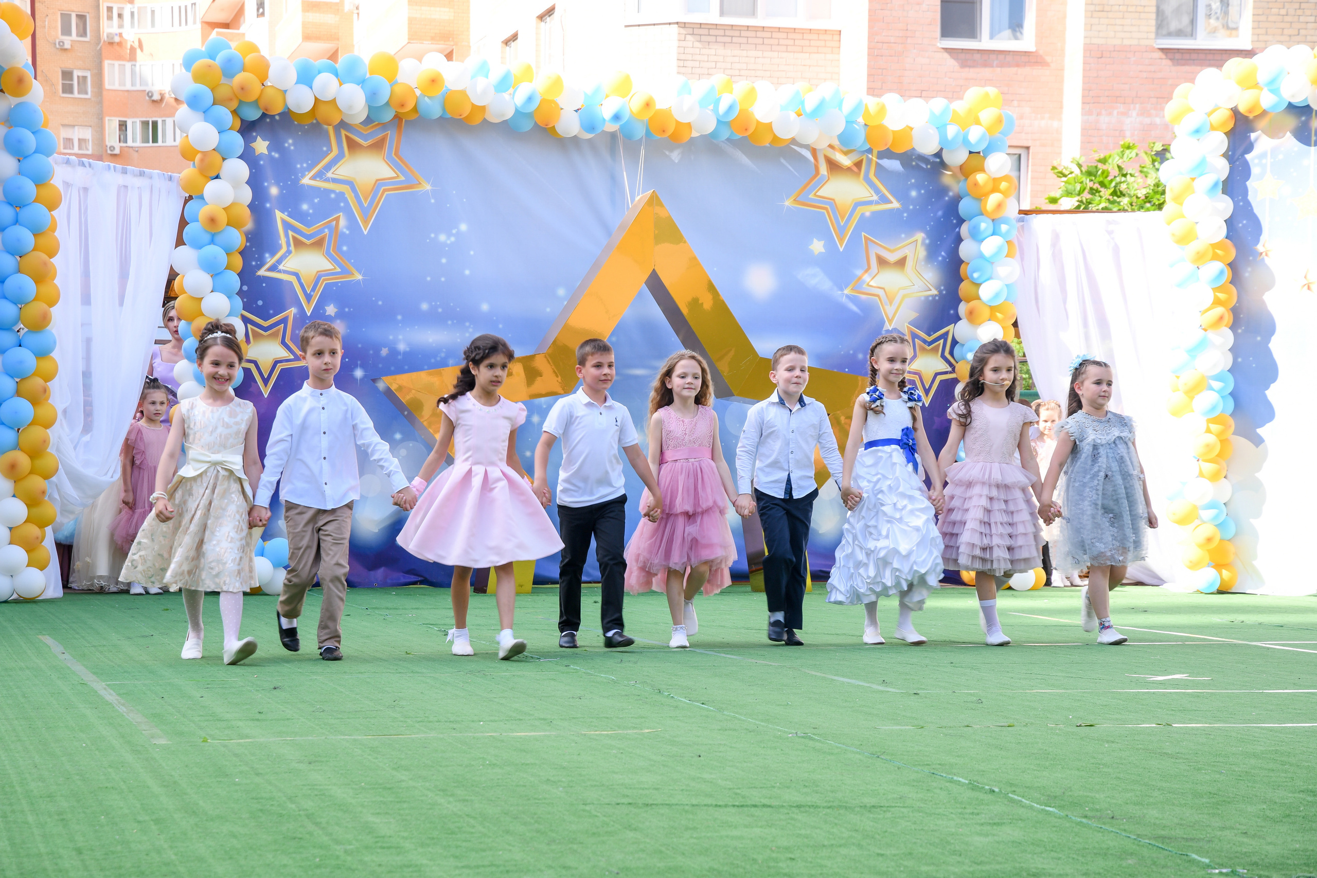 Профессиональный фотограф на выпускной. Вячеслав Скрипник Фотограф Краснодар