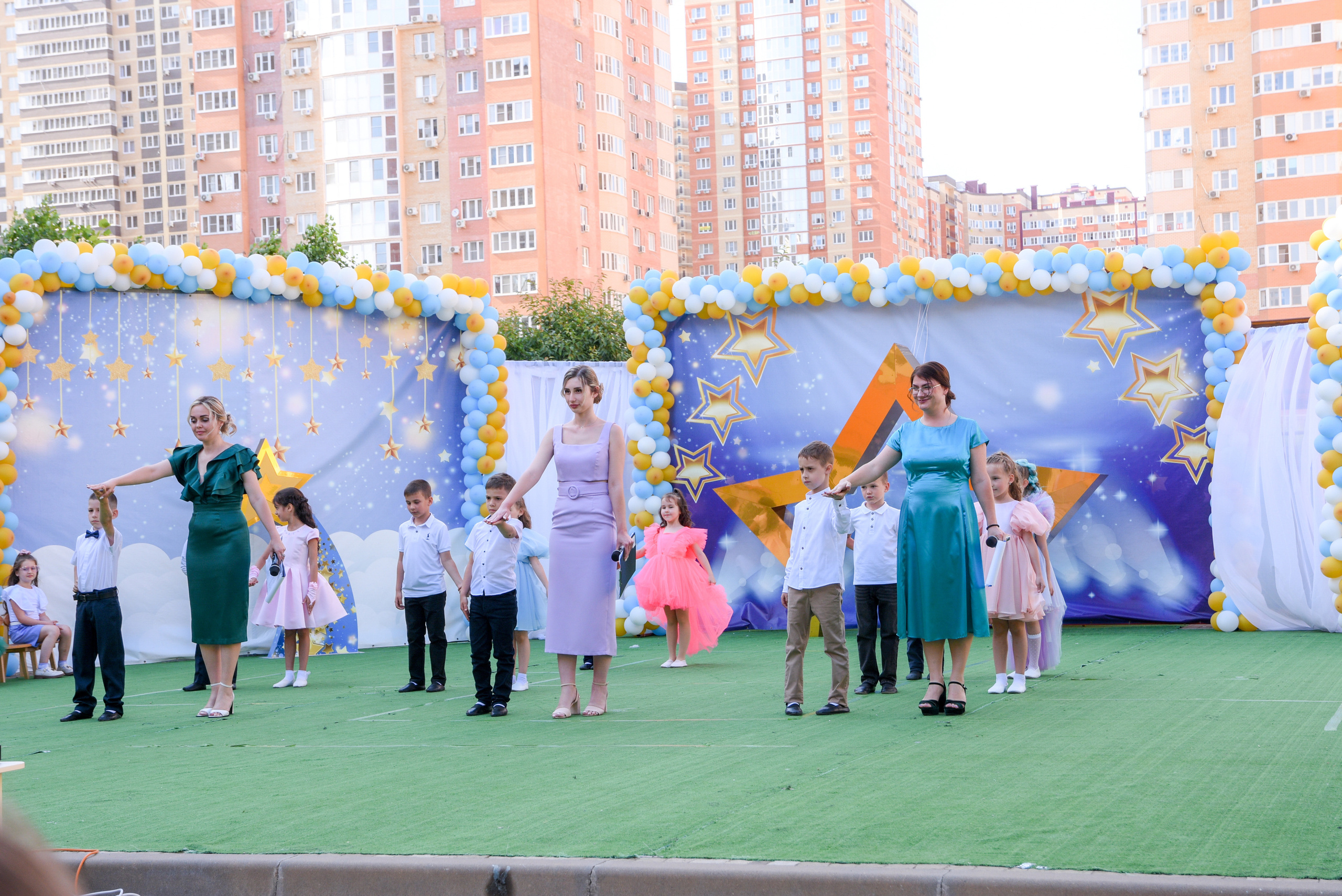 Профессиональный фотограф на выпускной. Вячеслав Скрипник Фотограф Краснодар