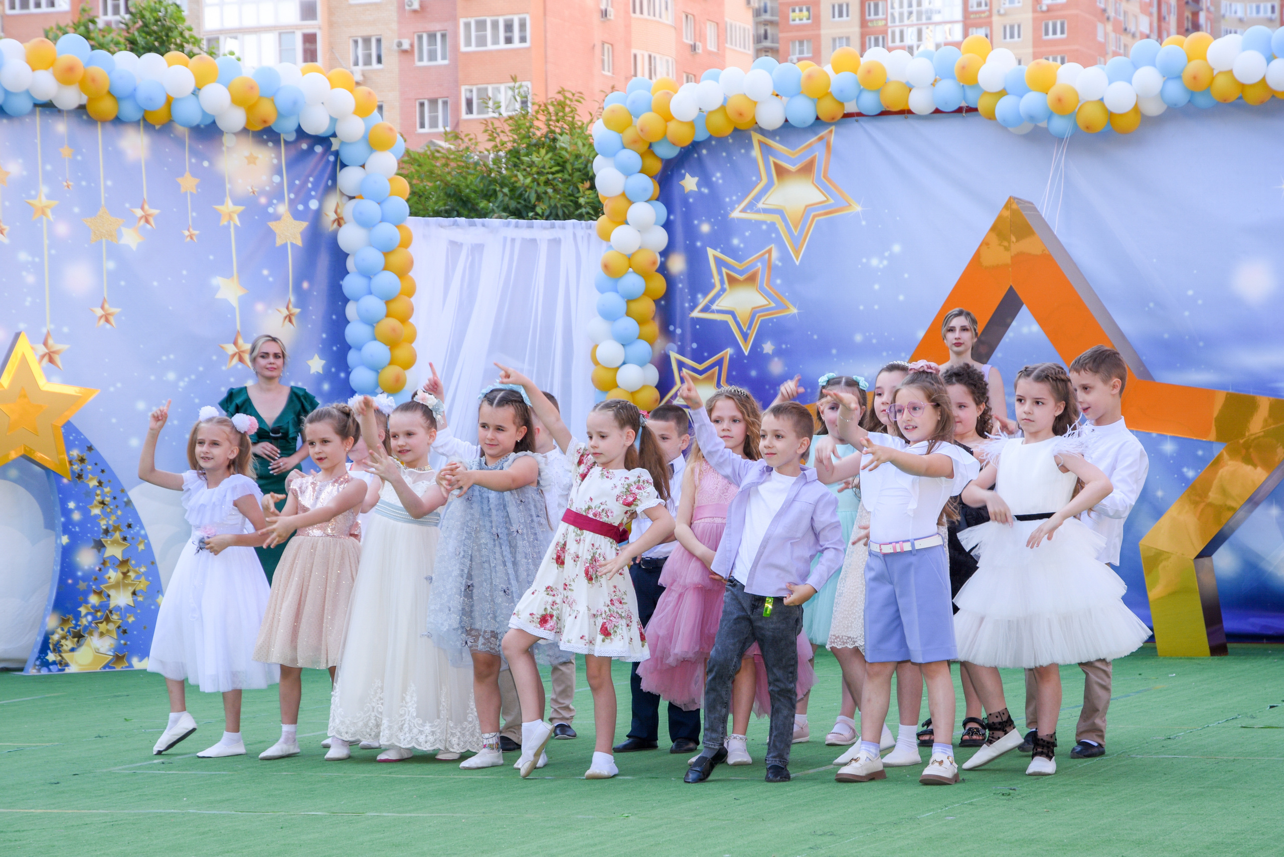 Профессиональный фотограф на выпускной. Вячеслав Скрипник Фотограф Краснодар
