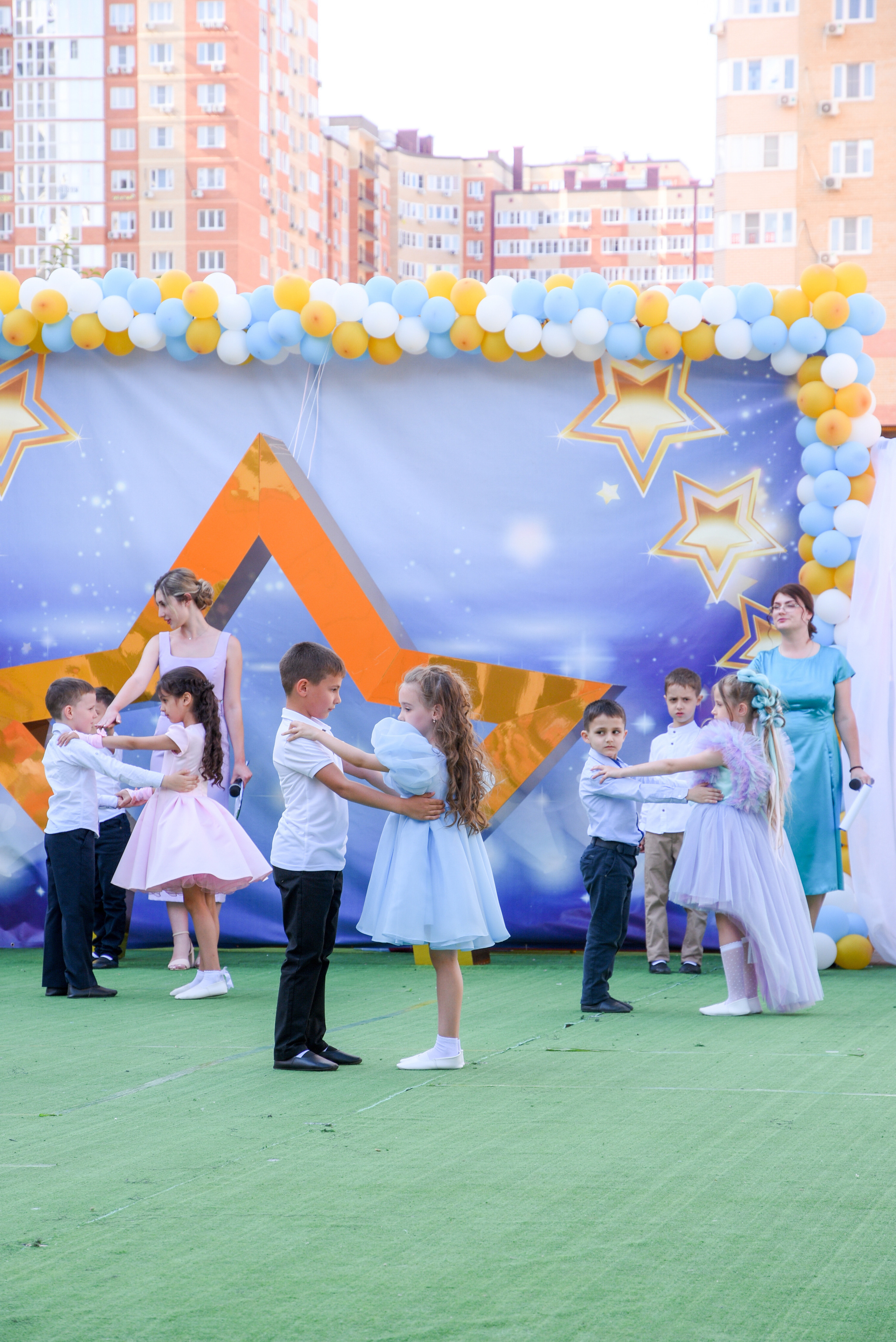 Профессиональный фотограф на выпускной. Вячеслав Скрипник Фотограф Краснодар