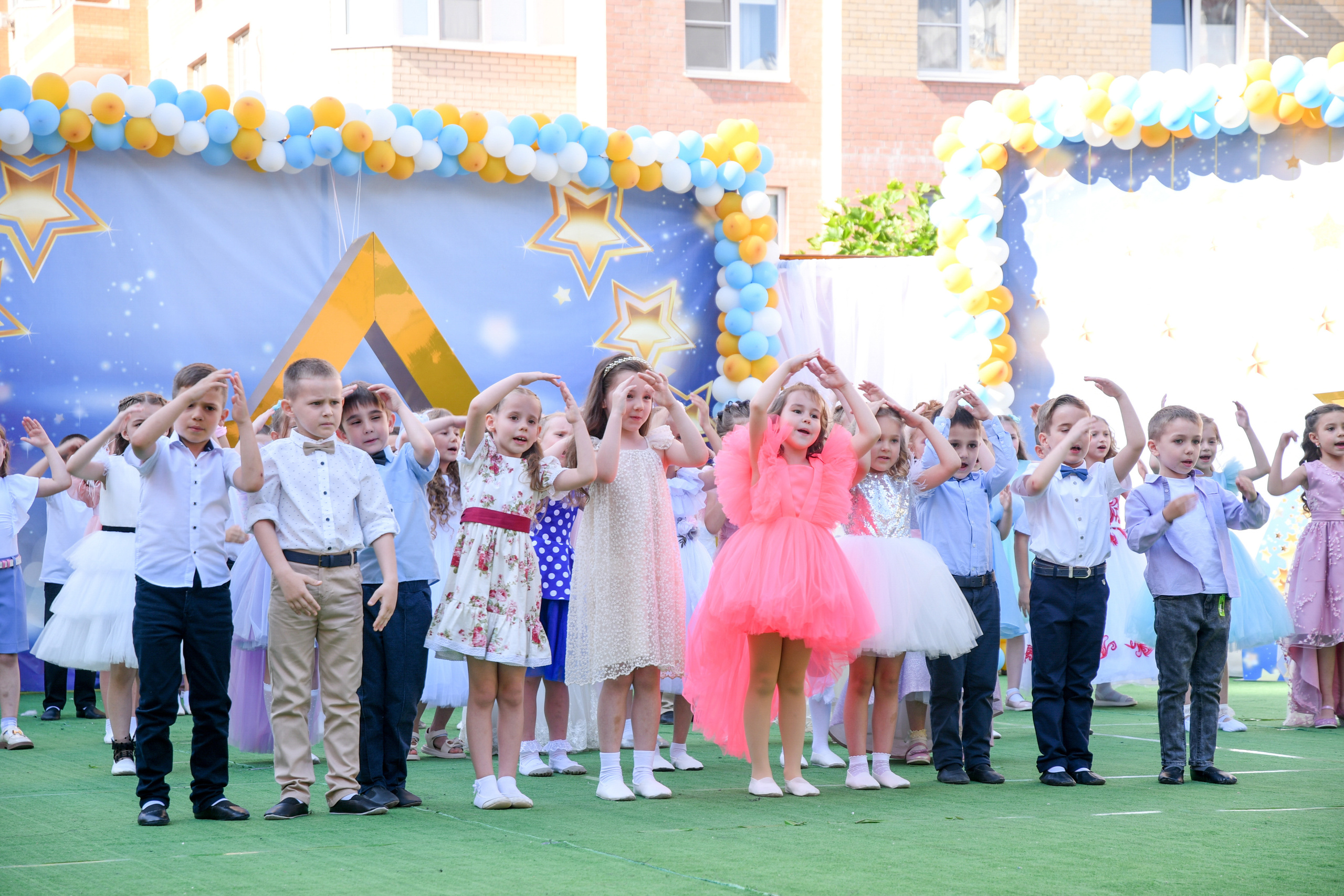 Профессиональный фотограф на выпускной. Вячеслав Скрипник Фотограф Краснодар