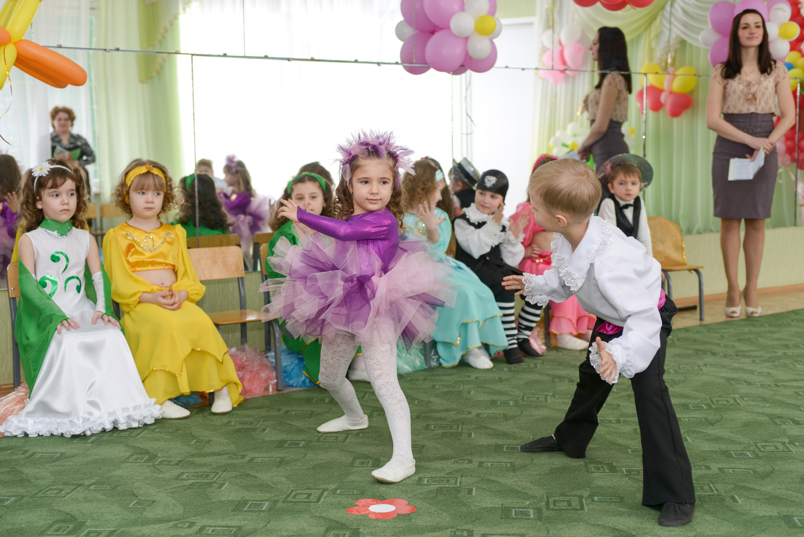 Профессиональный фотограф на утренник. Вячеслав Скрипник Фотограф Краснодар