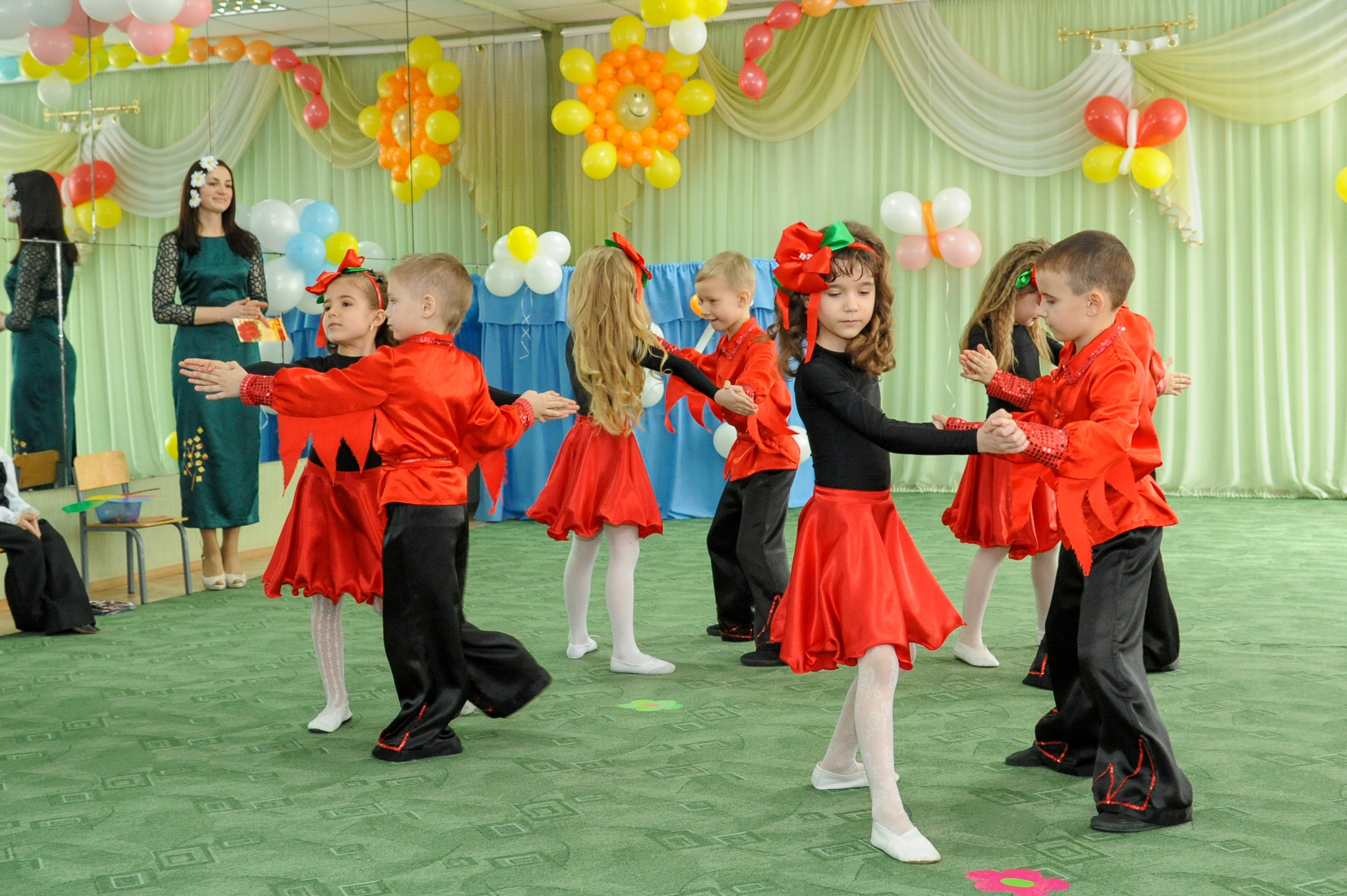 Профессиональный фотограф на утренник. Вячеслав Скрипник Фотограф Краснодар