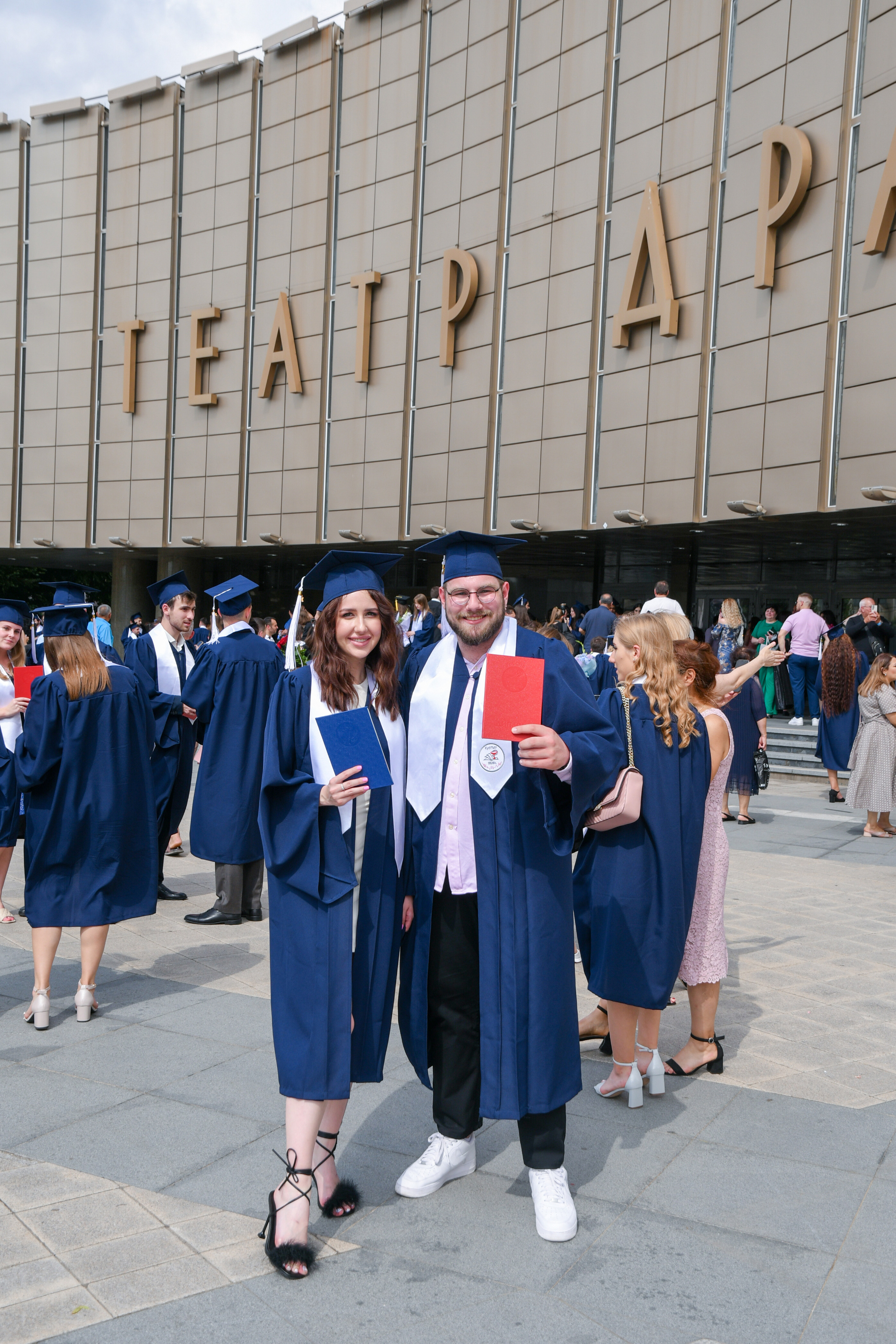 Профессиональный фотограф на выпускной. Вячеслав Скрипник Фотограф Краснодар