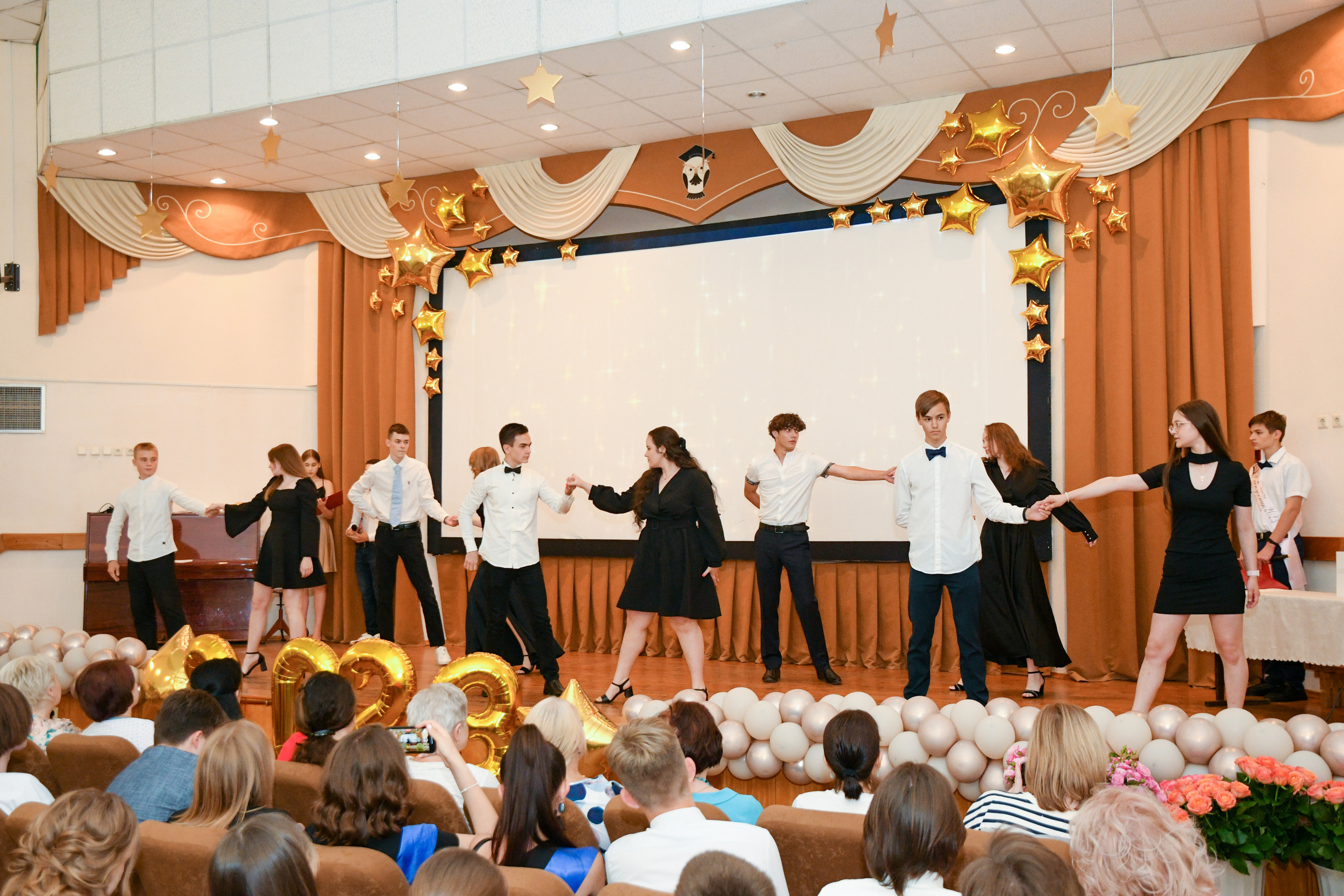 Профессиональный фотограф на выпускной. Вячеслав Скрипник Фотограф Краснодар