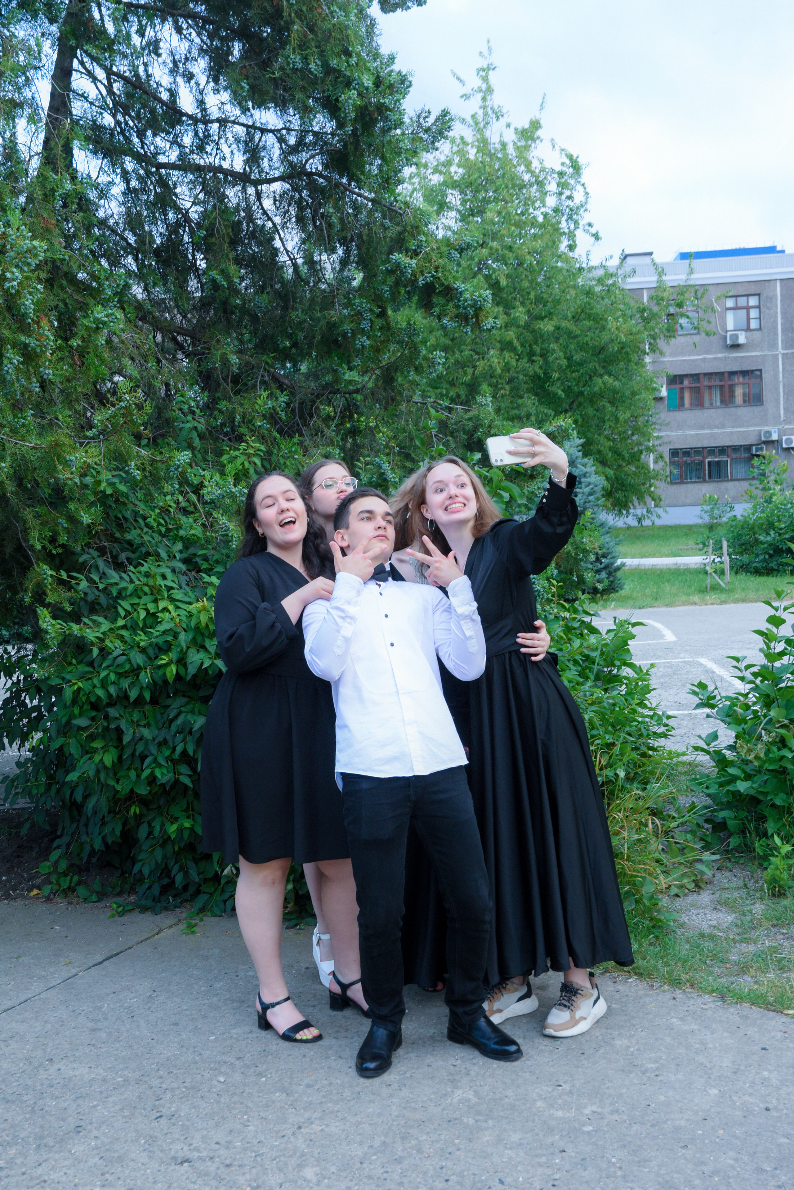 Профессиональный фотограф на выпускной. Вячеслав Скрипник Фотограф Краснодар