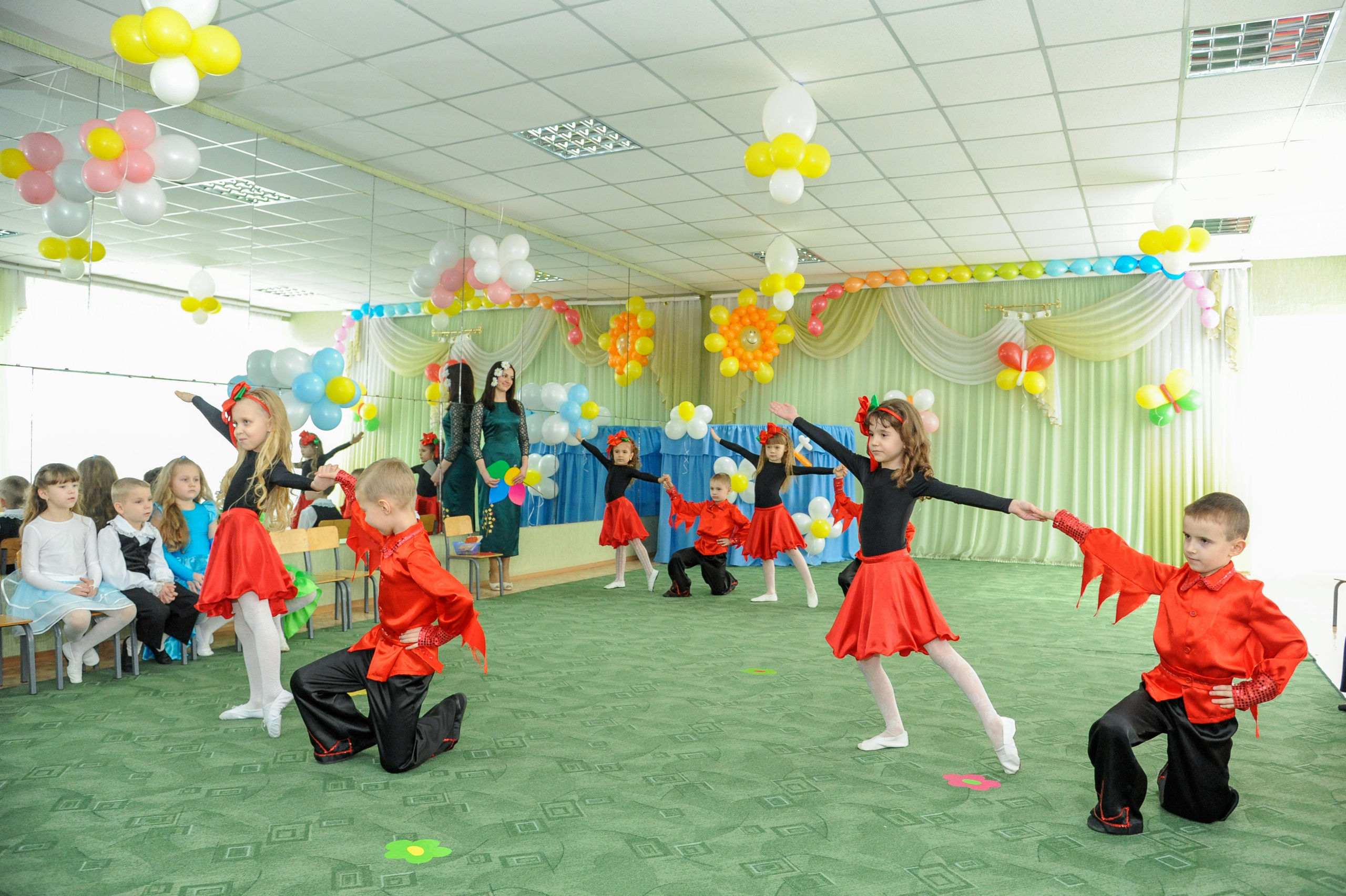 Профессиональный фотограф на утренник. Вячеслав Скрипник Фотограф Краснодар