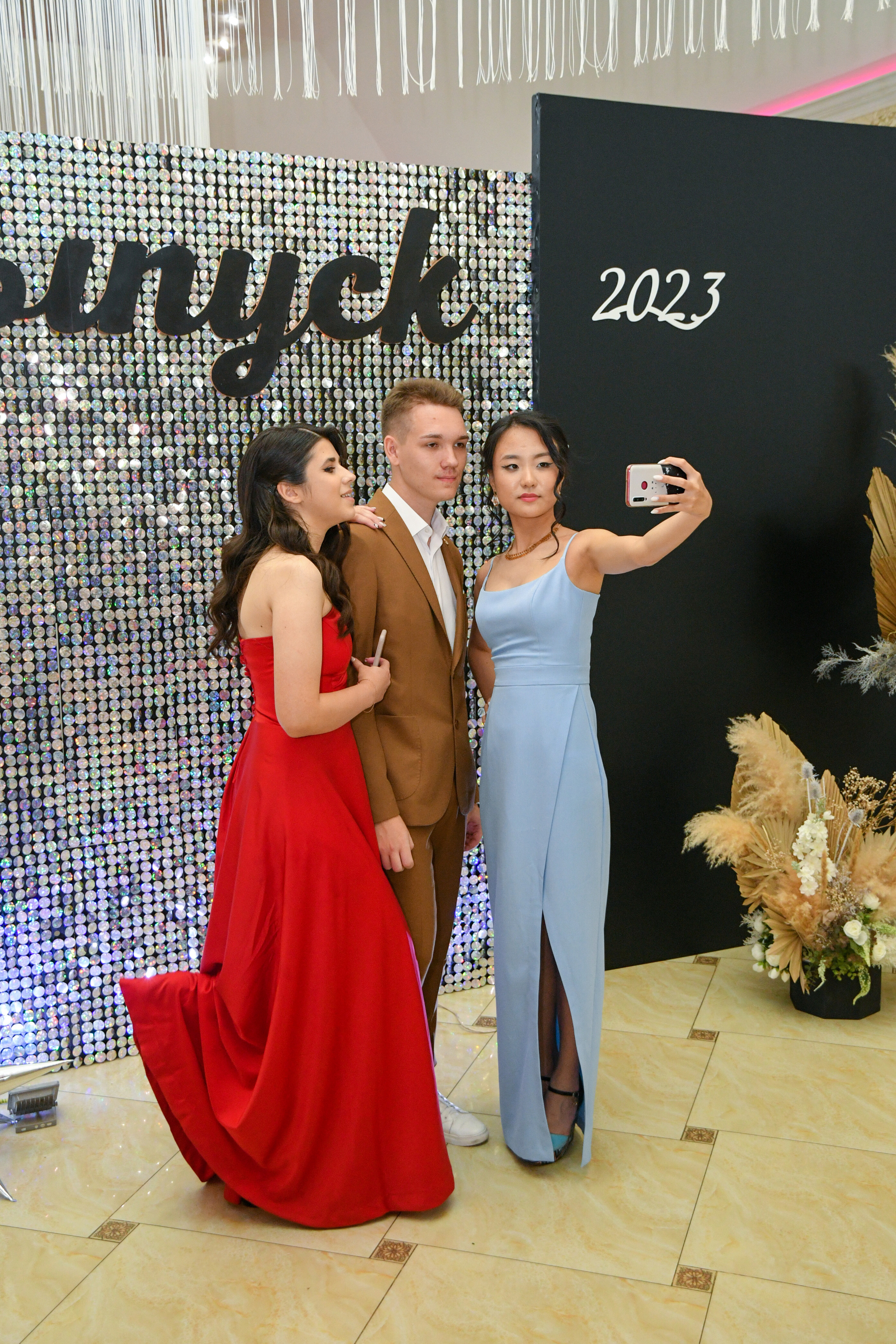 Профессиональный фотограф на выпускной. Вячеслав Скрипник Фотограф Краснодар