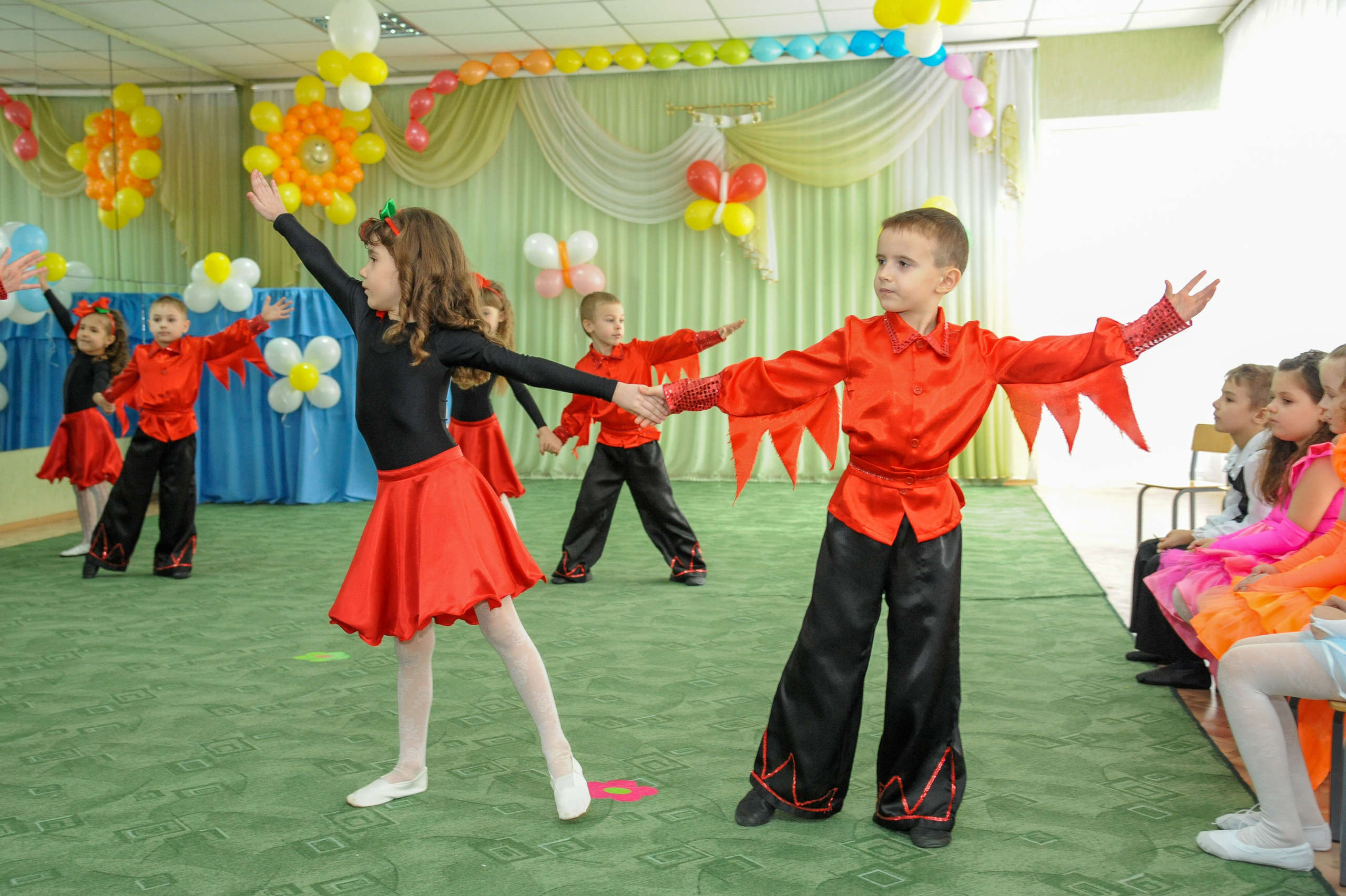 Профессиональный фотограф на утренник. Вячеслав Скрипник Фотограф Краснодар