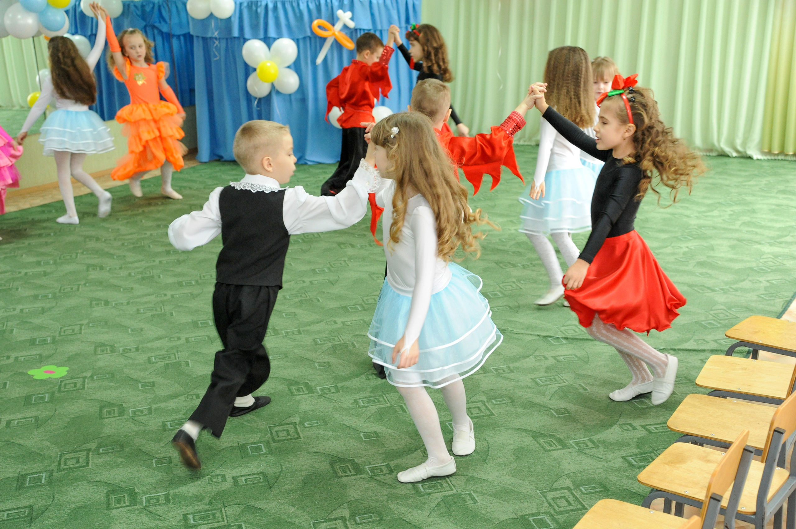 Профессиональный фотограф на утренник. Вячеслав Скрипник Фотограф Краснодар