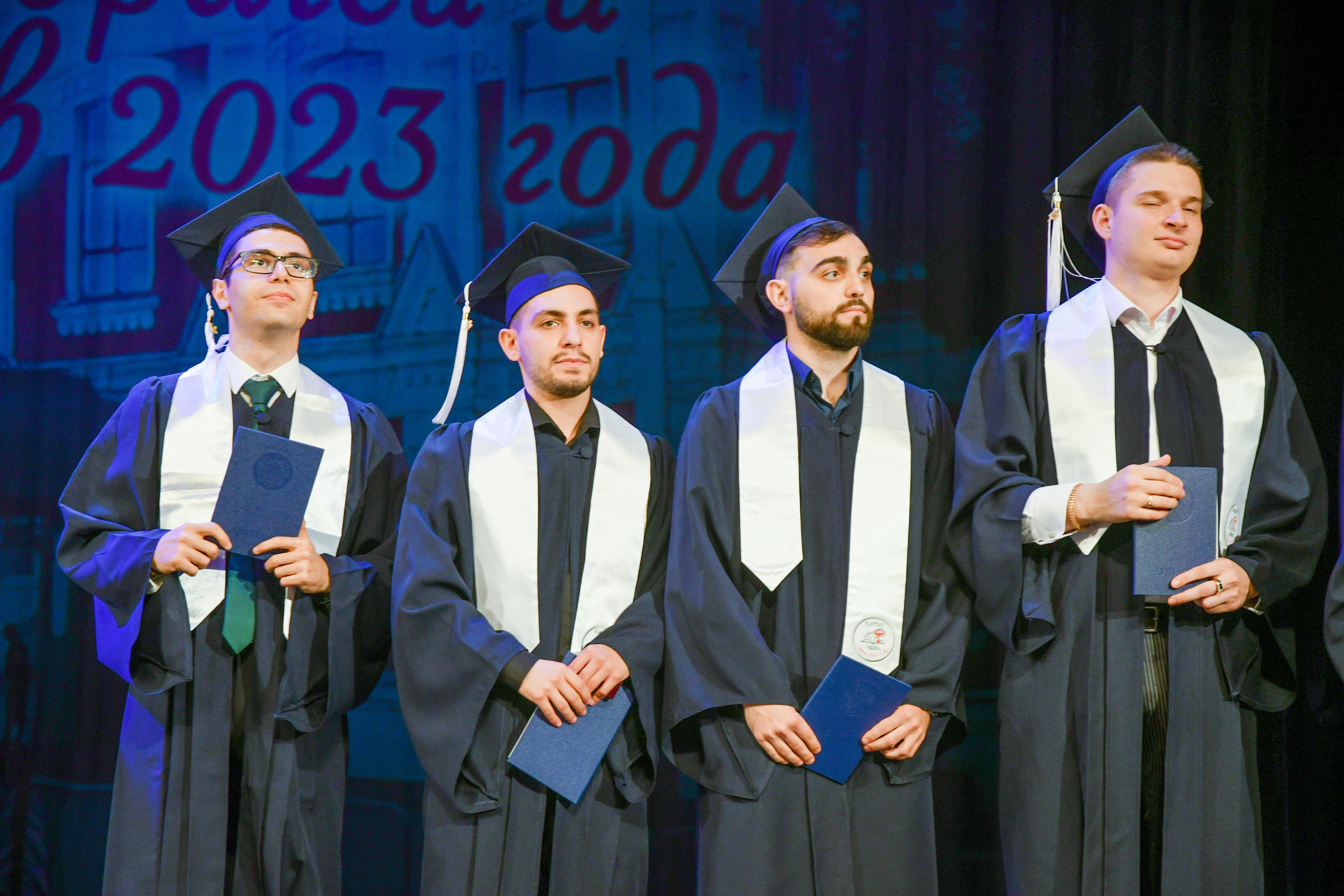 Профессиональный фотограф на выпускной. Вячеслав Скрипник Фотограф Краснодар