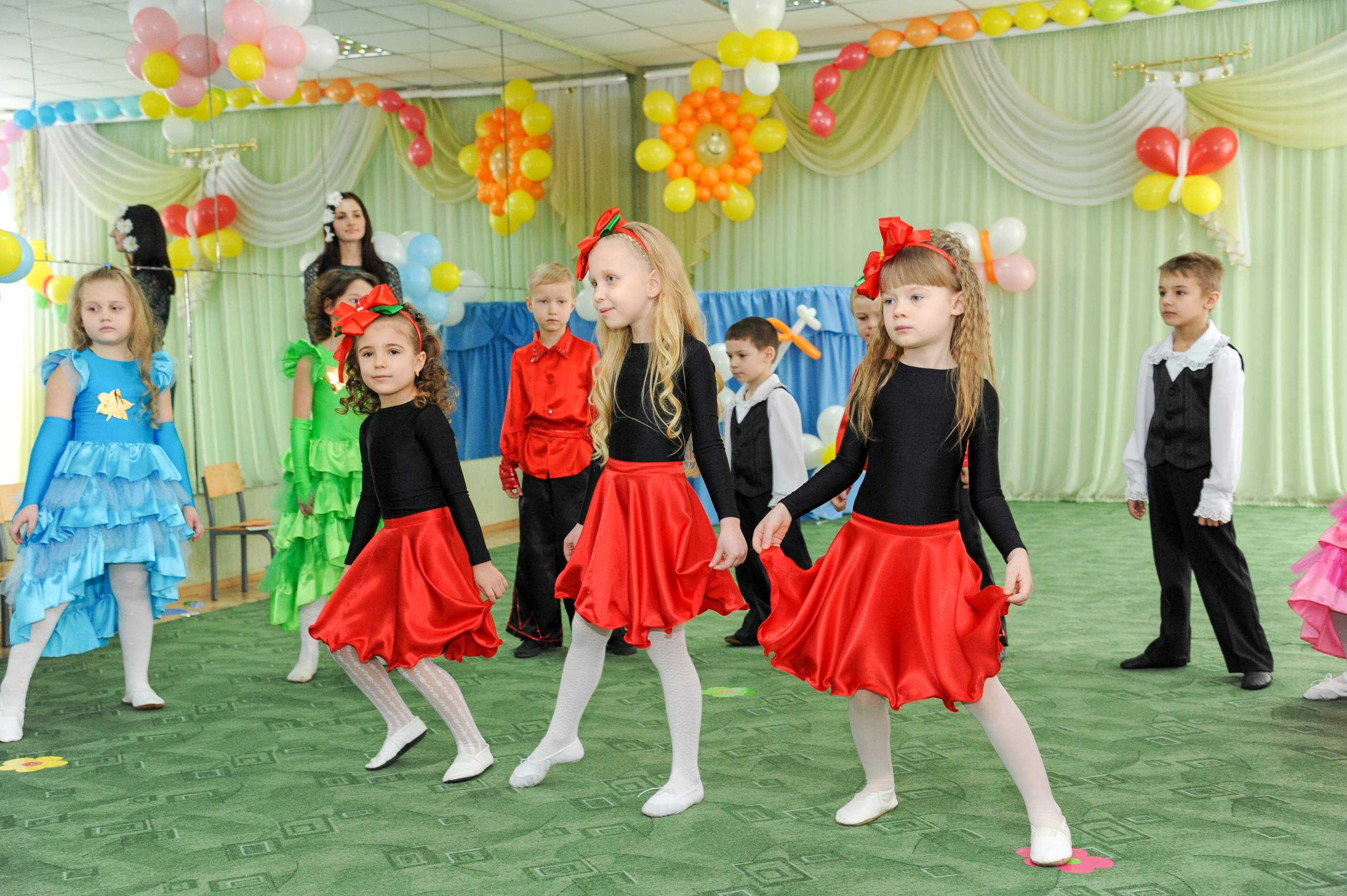 Профессиональный фотограф на утренник. Вячеслав Скрипник Фотограф Краснодар