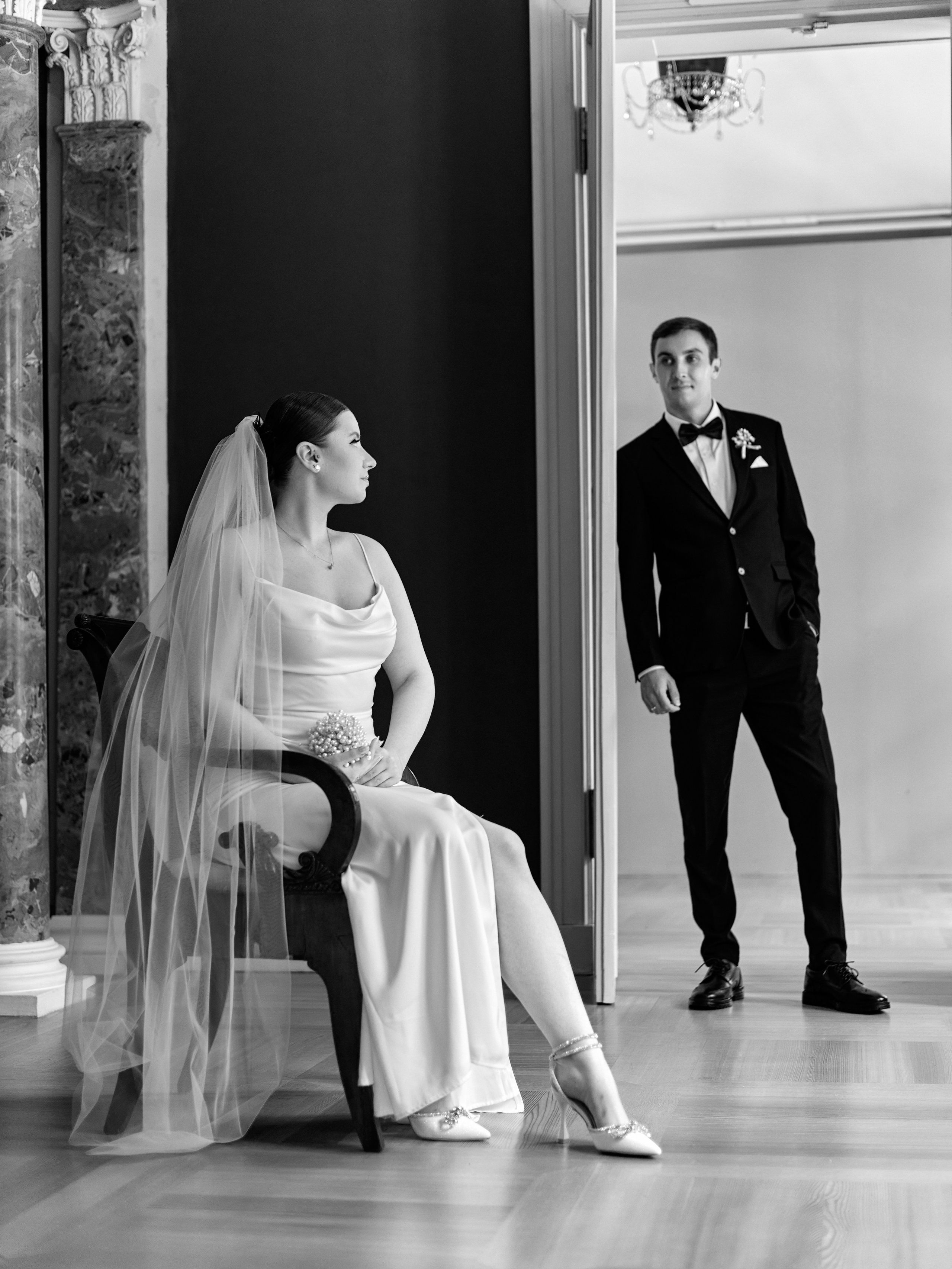 Свадебная фотосессия в Усадьбе Муравьёвых-Апостолов в Москве