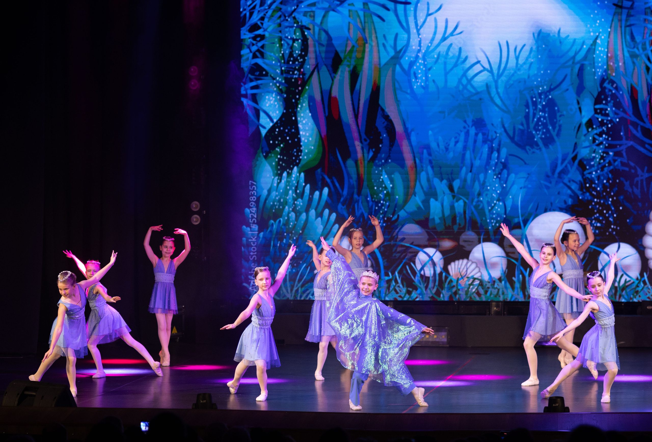 Дк Воровского отчетный концерт. Семейный и детский фотограф Анна Петракова