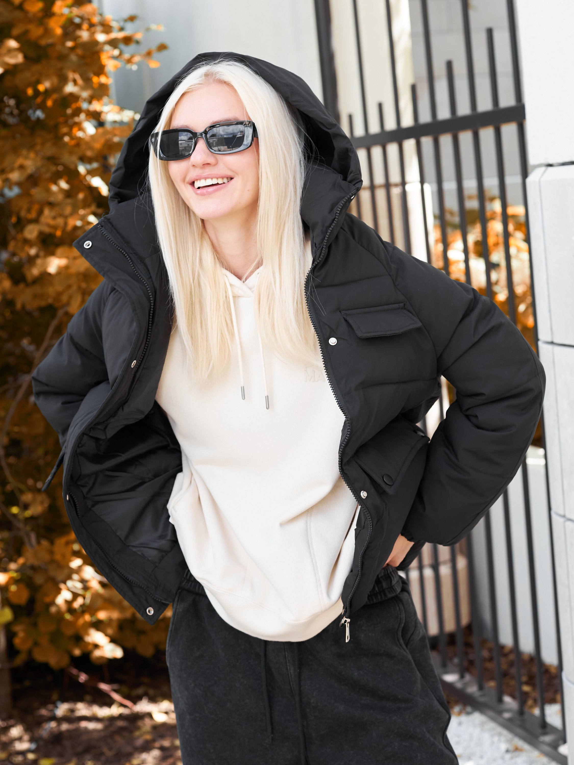 Фотосъемка курток Екатеринбург Wildberries ВБ Ozon Озон фотосессия одежды Екб заказать цена фотосъемка товара WB маркетплейс верхняя одежда. Фотограф Екатеринбург Анастасия Жерновская | Маркетплейсы и нейрофото