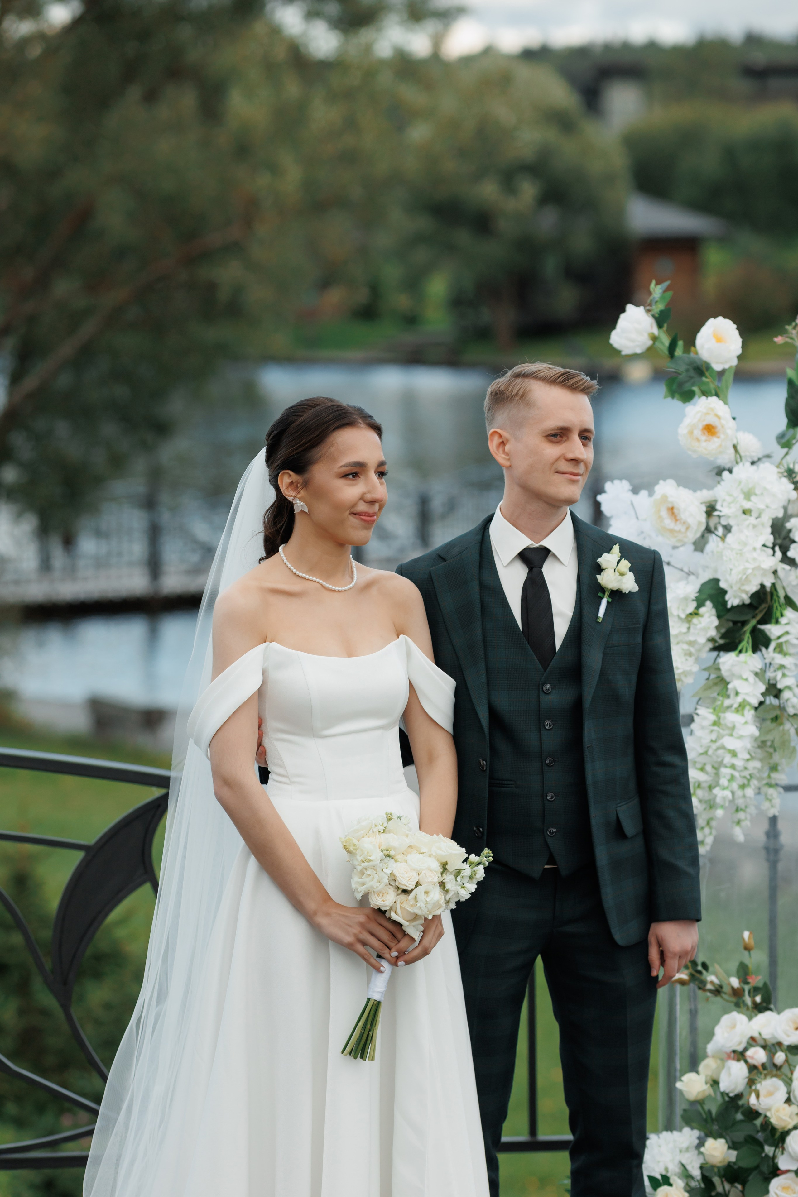 Регистрация в отеле Fish Point, ЗАГС Бутово, прогулка в Остафьево. Свадебный и репортажный фотограф (Москва, Королев и другие)