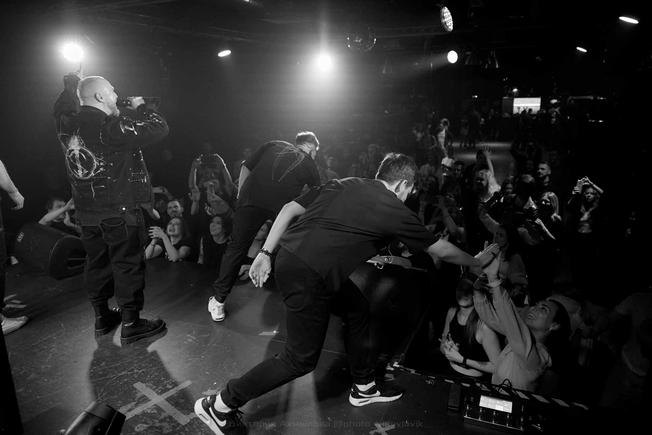 30.03.2024 iOstra Glastonberry. Виктория Ахмылова. Фотограф в Москве