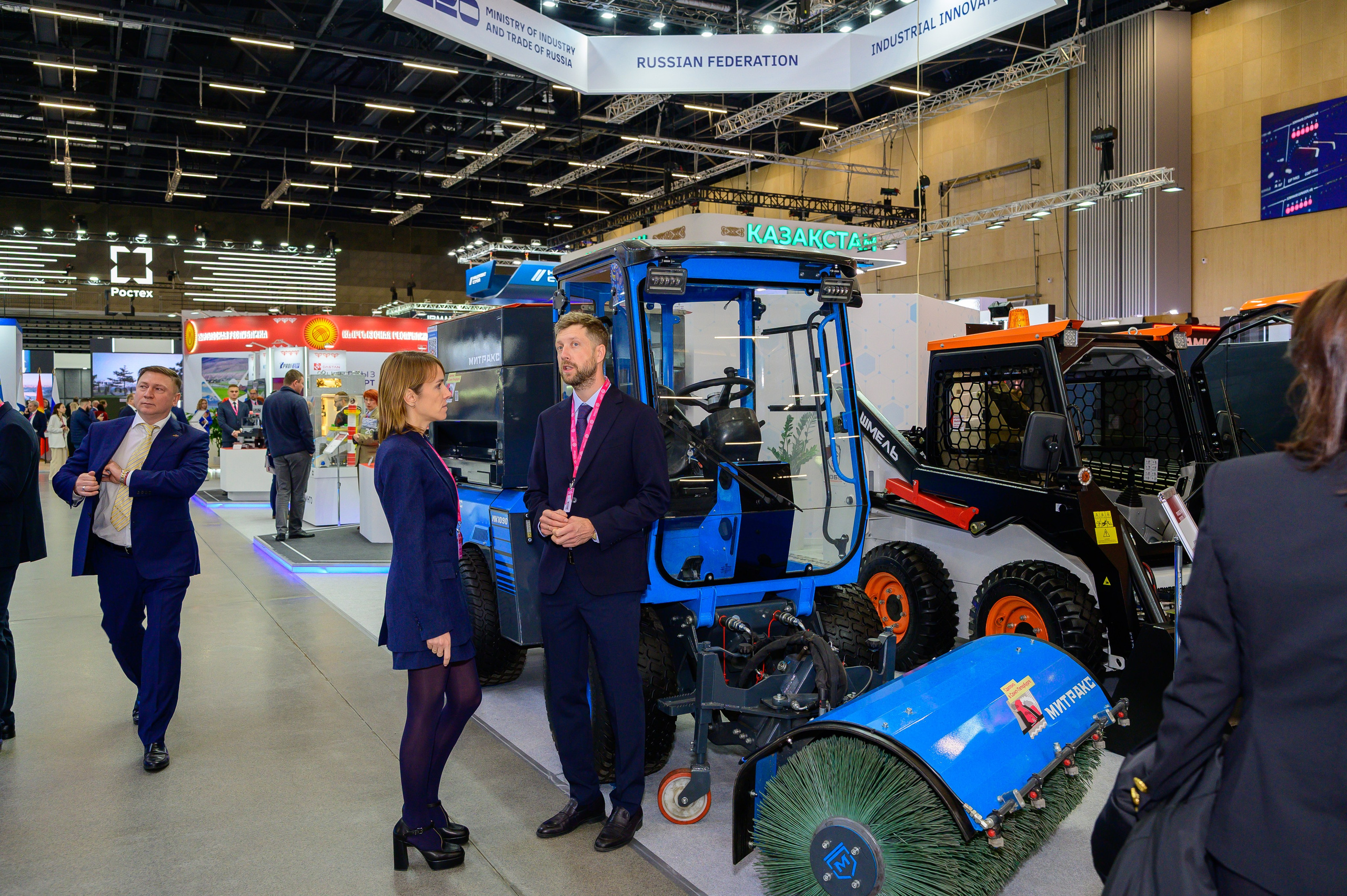 BigindustrialweekBelarus. Фотоуслуги, услуги фотографа, фотографирование важных событий