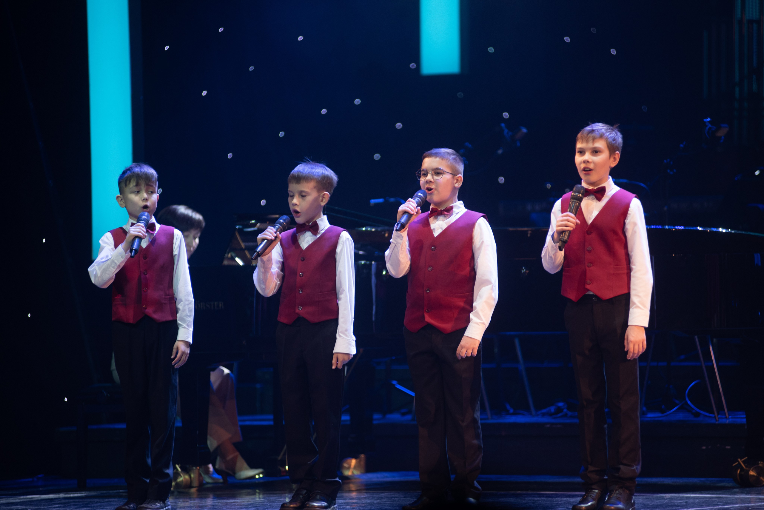 Отчетный концерт ДШИ «Гармония» «Зимняя гармония». Фотограф новорожденных, семейный детский в Тюмени Татьяна Морозова