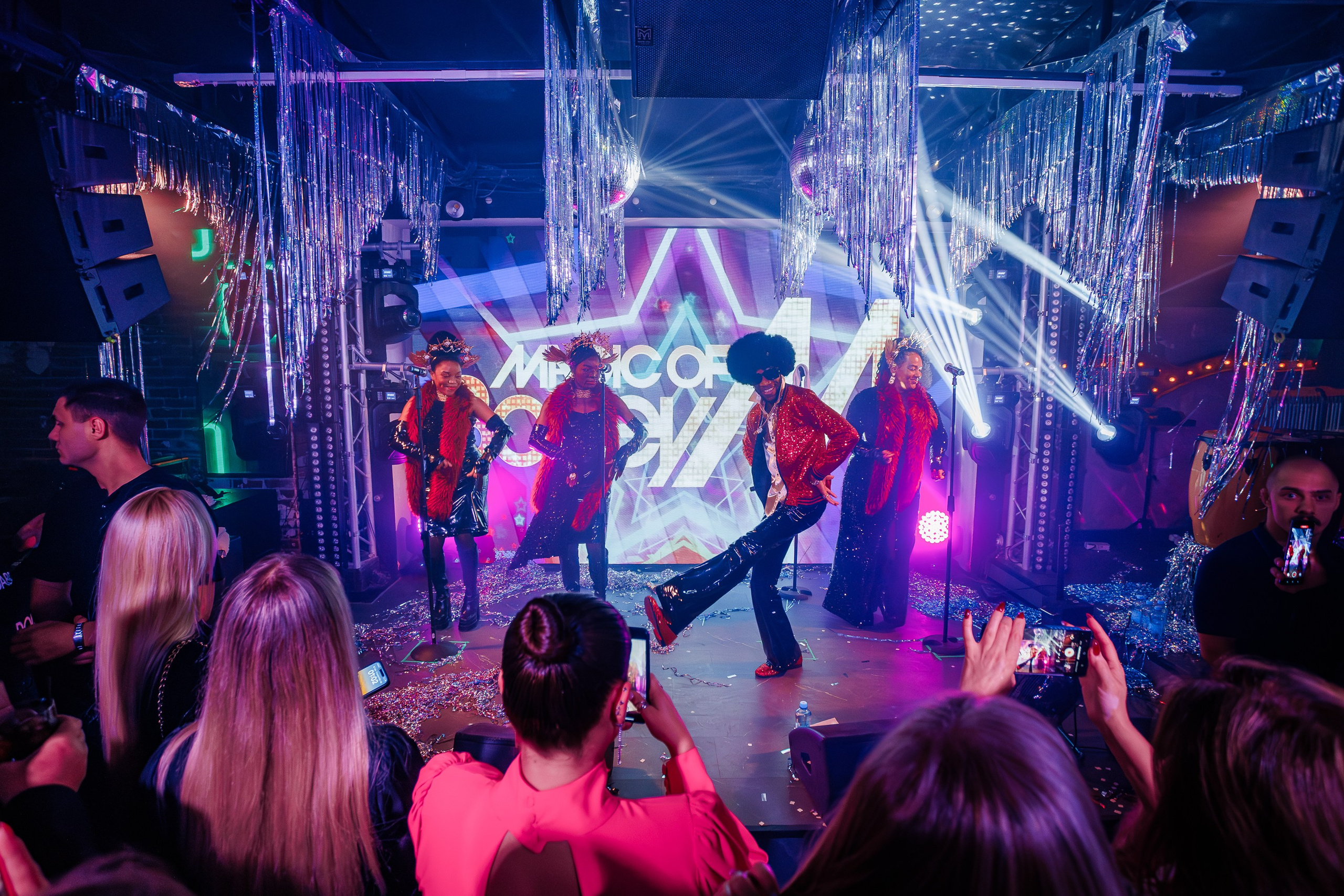 «Magic of BONEY`M «_Чайка на пляже_Ялта_06.12.2025 г. Аминов Руслан | Фотограф