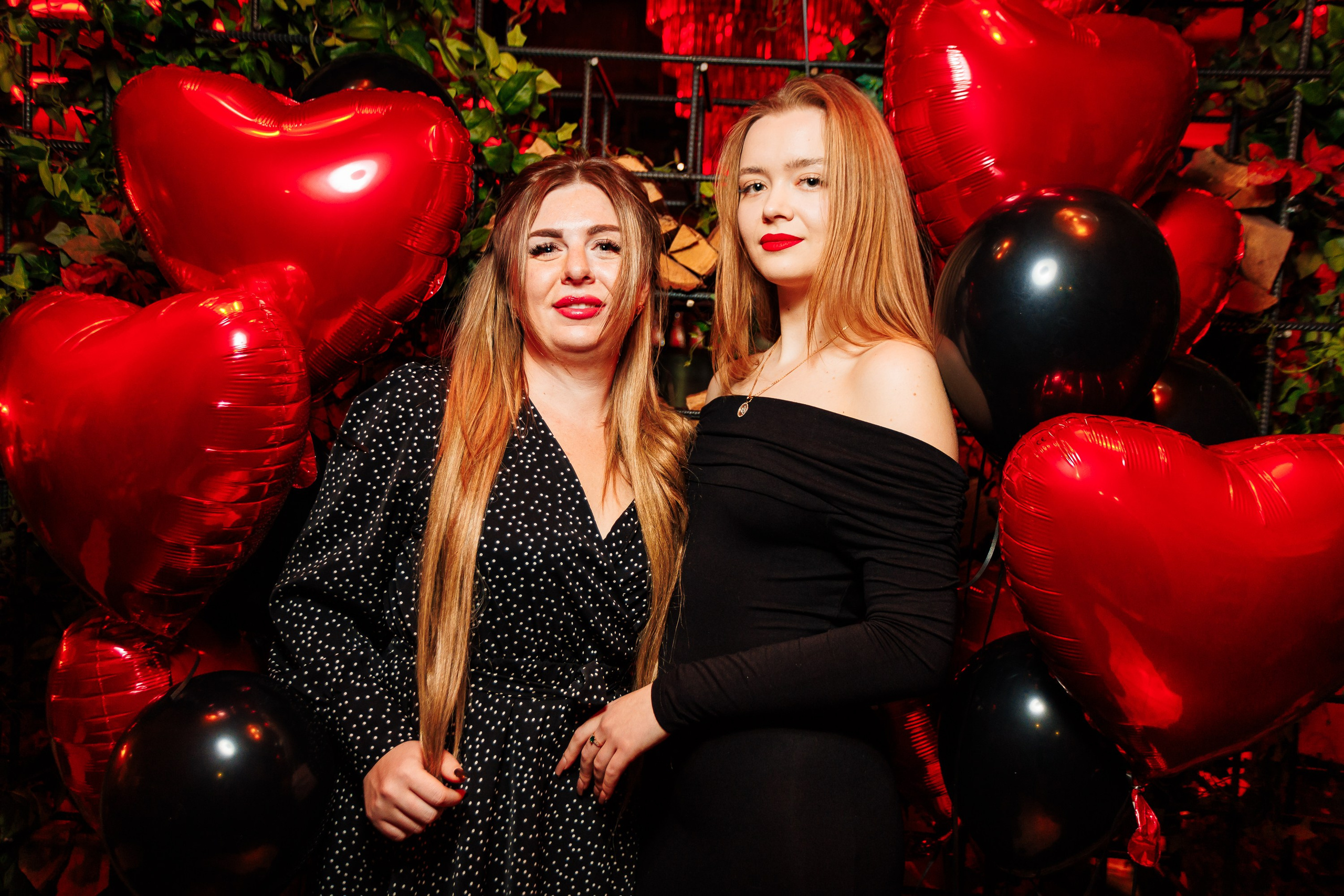 Happy Valentine's day_Пьяный Плющ_Симферополь_14.02.2025. Аминов Руслан | Фотограф