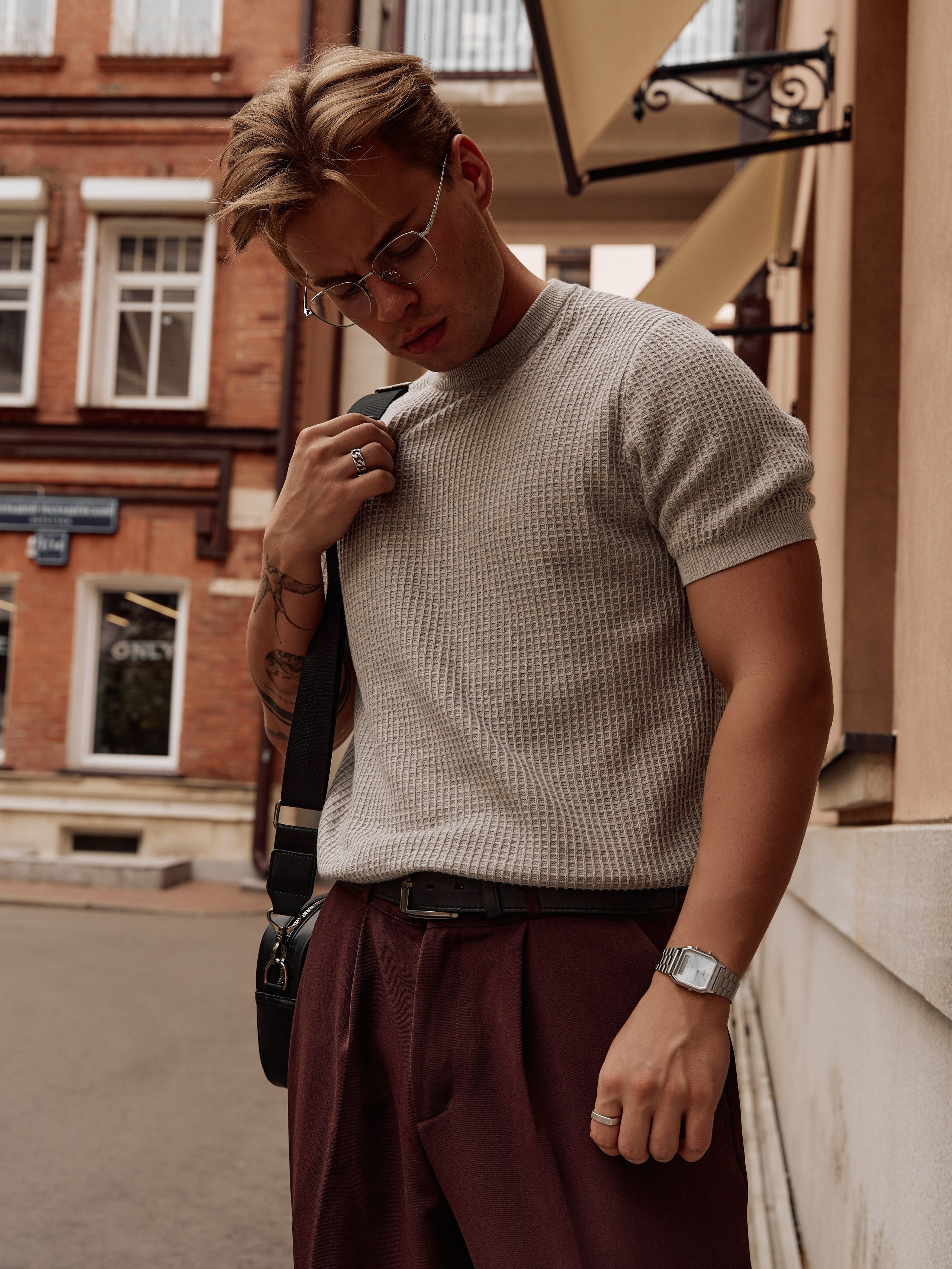 Футболки. Фотограф для маркетплейсов в Москве