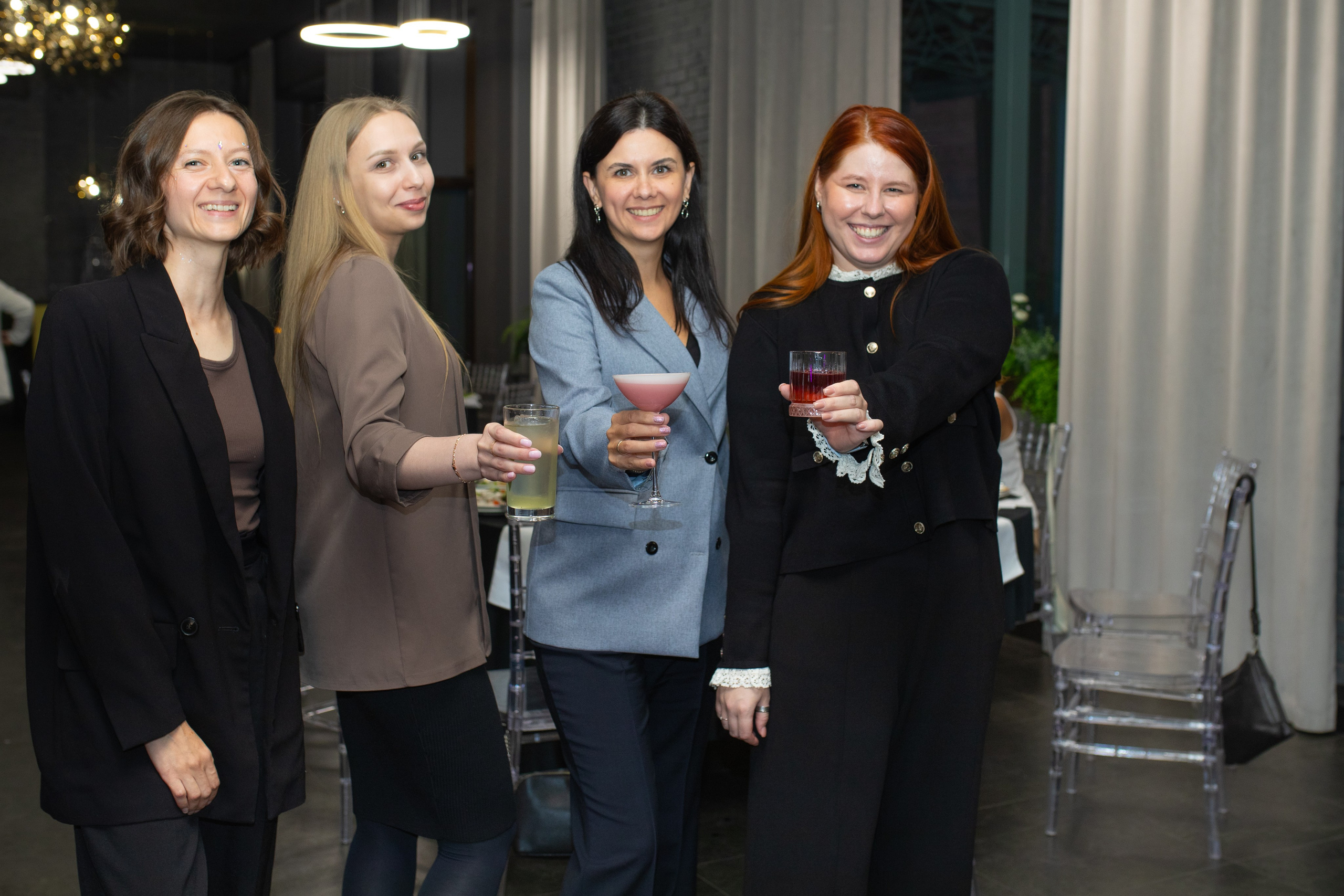 Корпоратив «Кейко» онлайн-школы обучения кондитеров. Фотограф в Новосибирске Ася Зверева