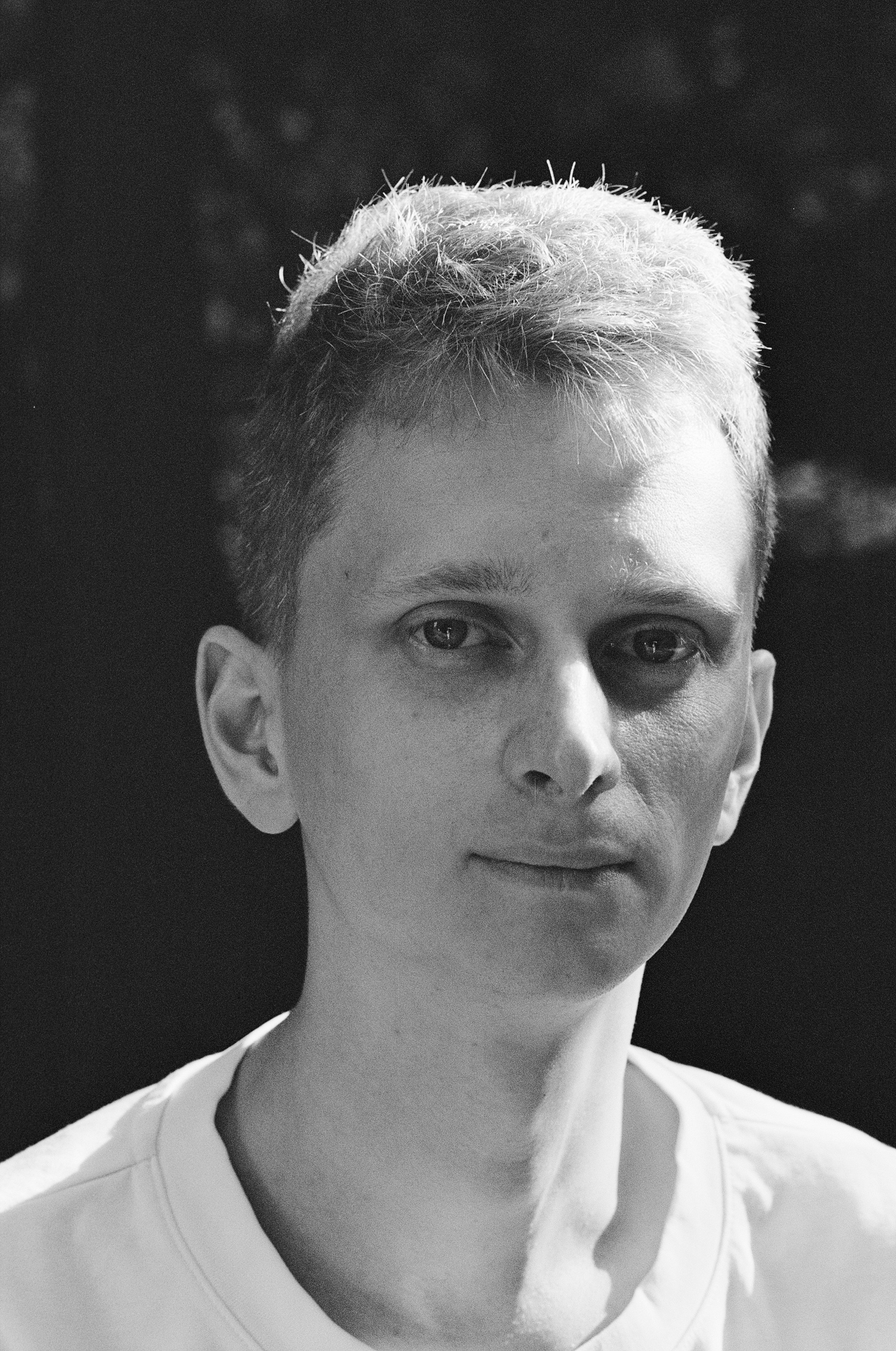 Капли света на твоей майке. Фотограф · barwarm35mm · Москва