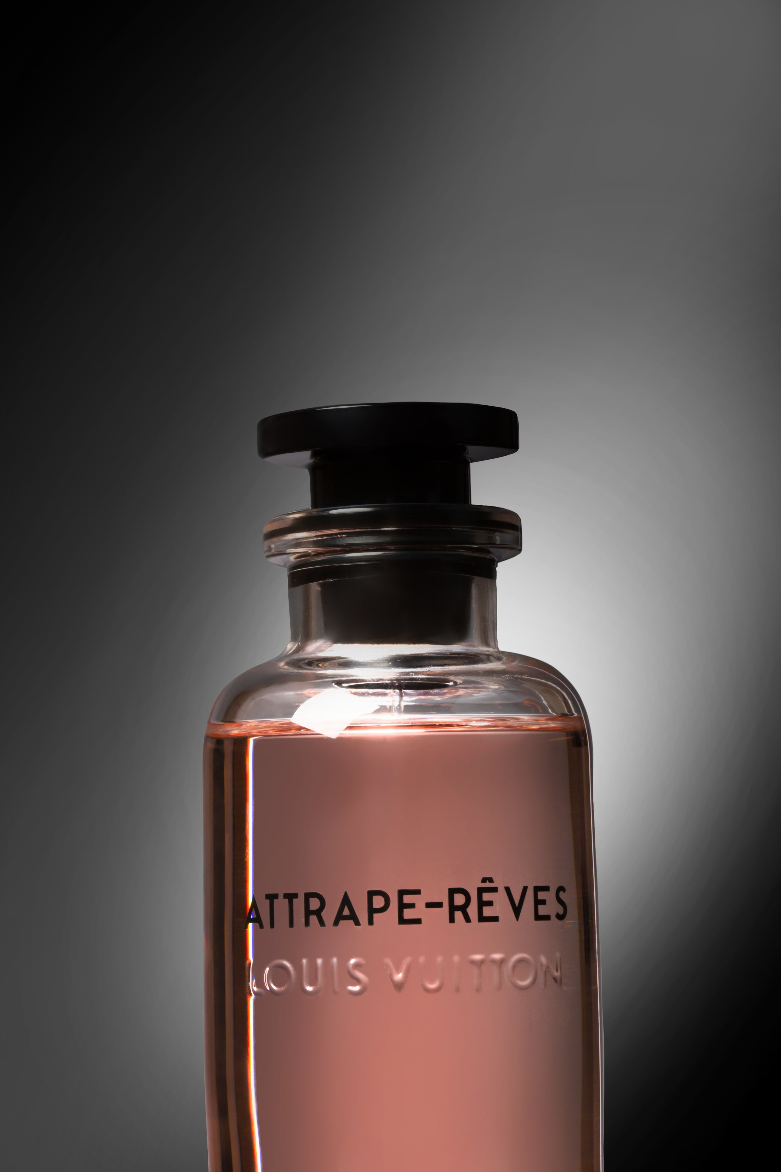 Художественная обработка парфюмов | Студия SVITHART