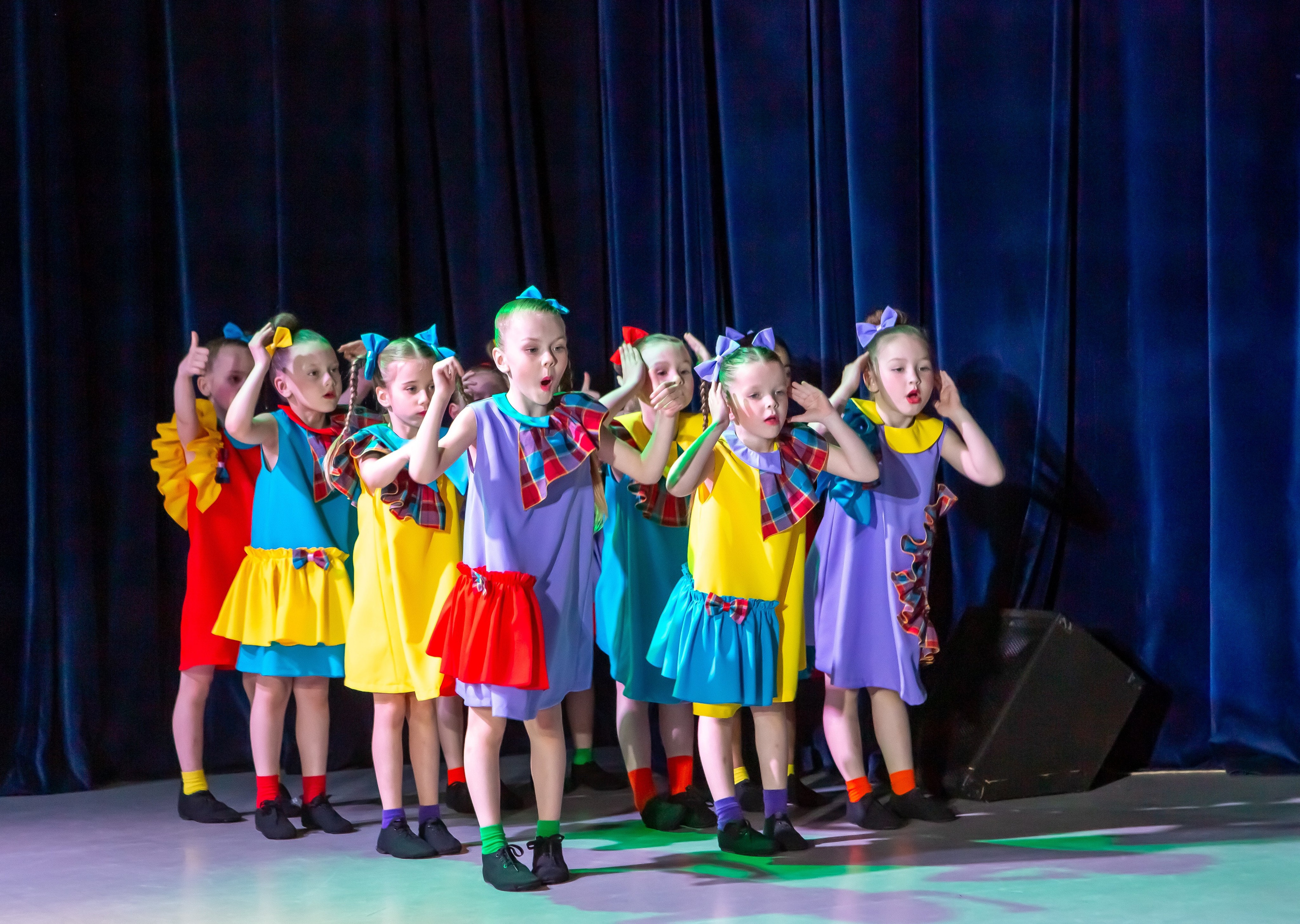 Детский танцевальный коллектив Калинка. Репортажный, семейный, свадебный, портретный фотограф