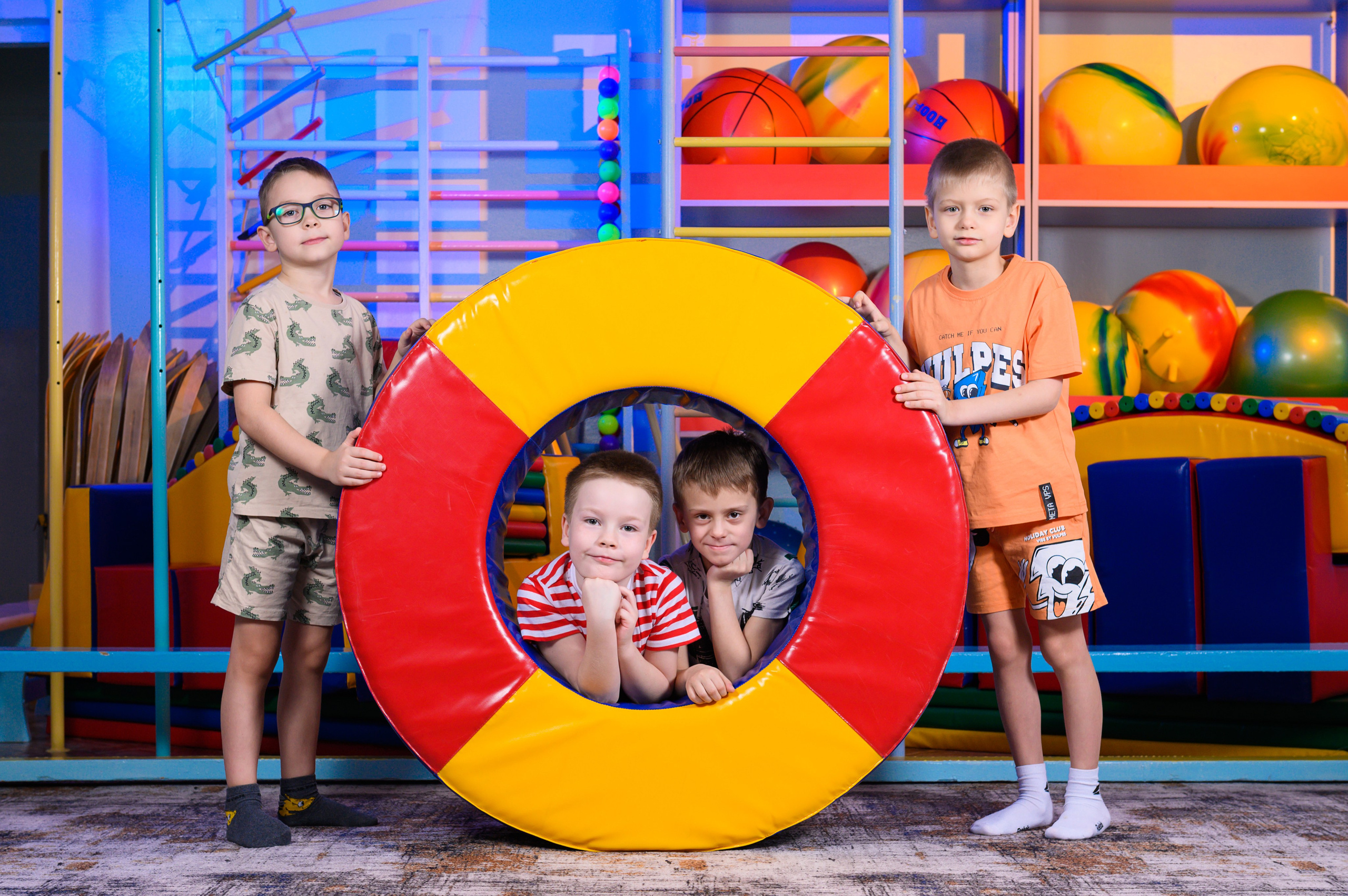 Фотосессия на выпускные альбомы для детского сада. Выпускные альбомы Искитим Бердск Новосибирск