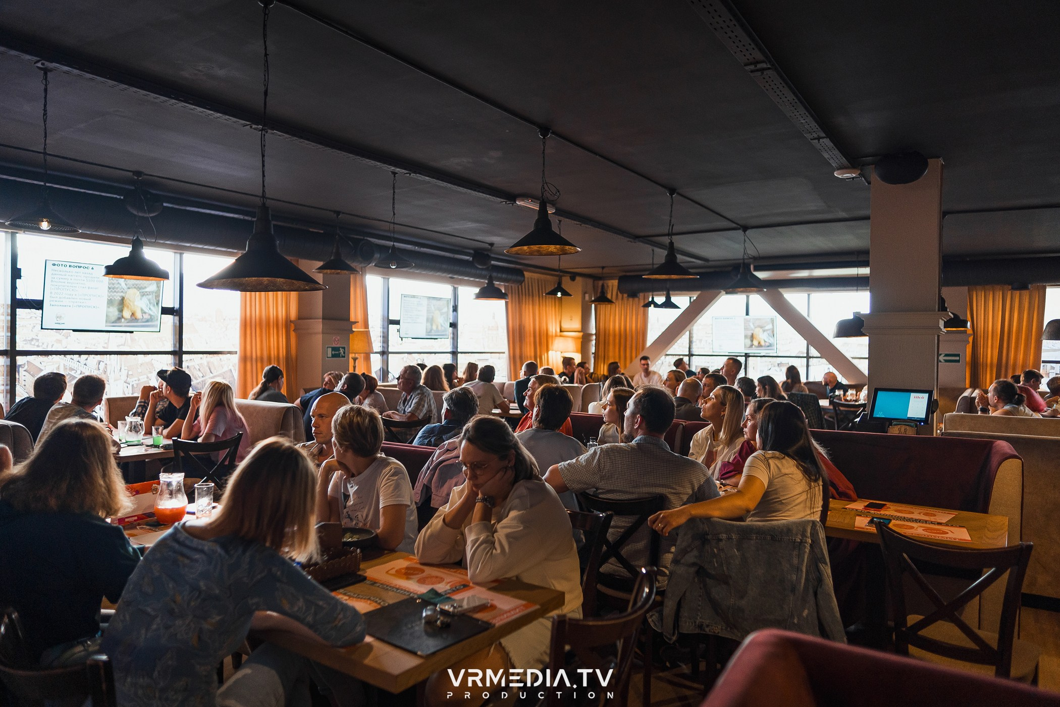 Эйнштейн Party в ресторане «Мюнхен»