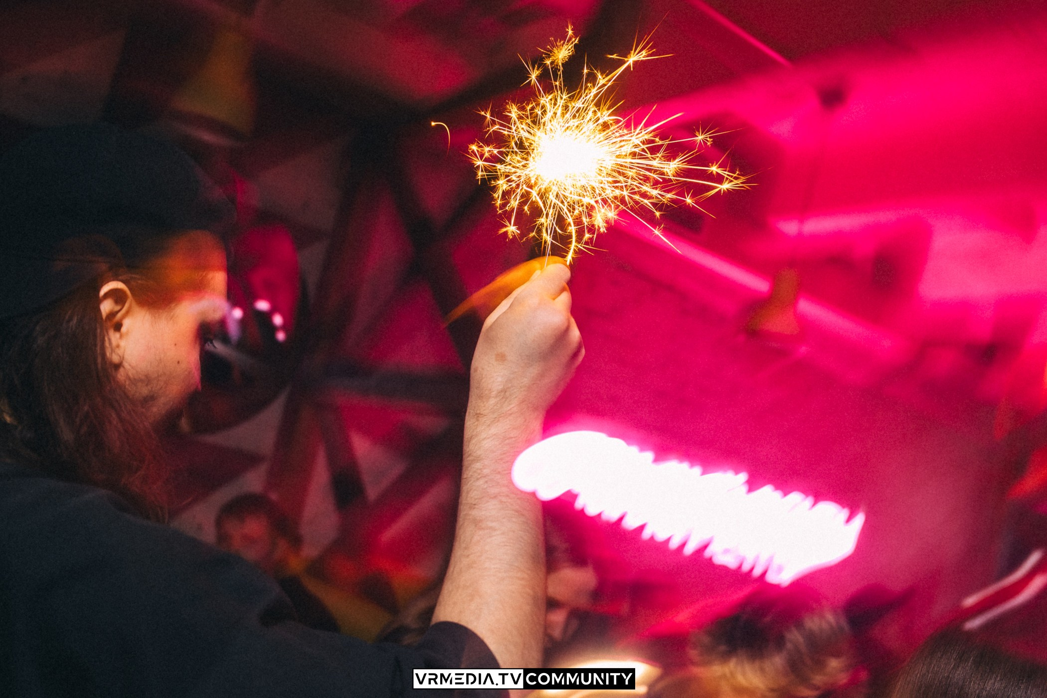 Бар «Cosmo»: Прощальная вечеринка