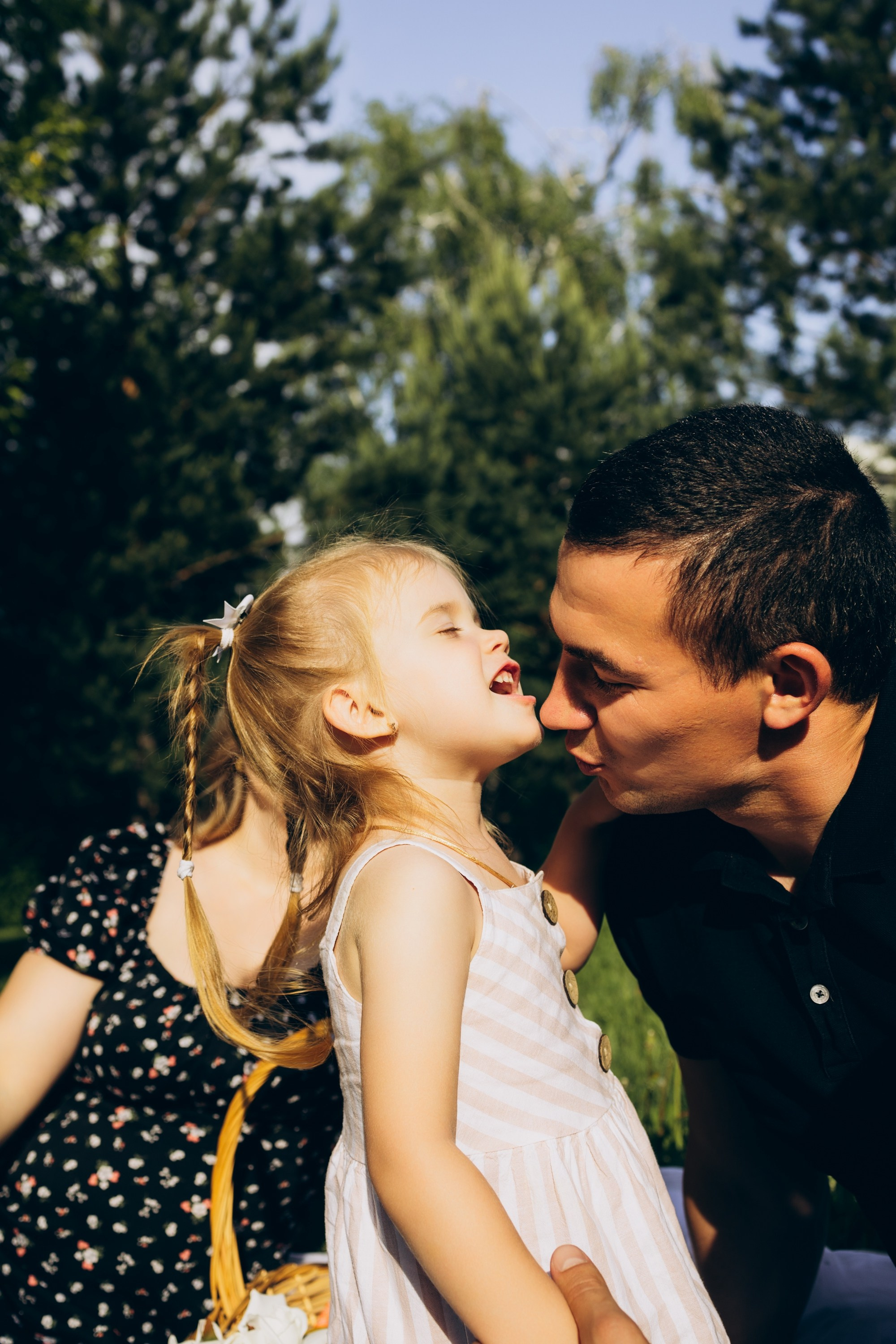 Фото пикник на Иерусалимской горе. Свадебный Фотограф в Иркутске Екатерина Елисеева