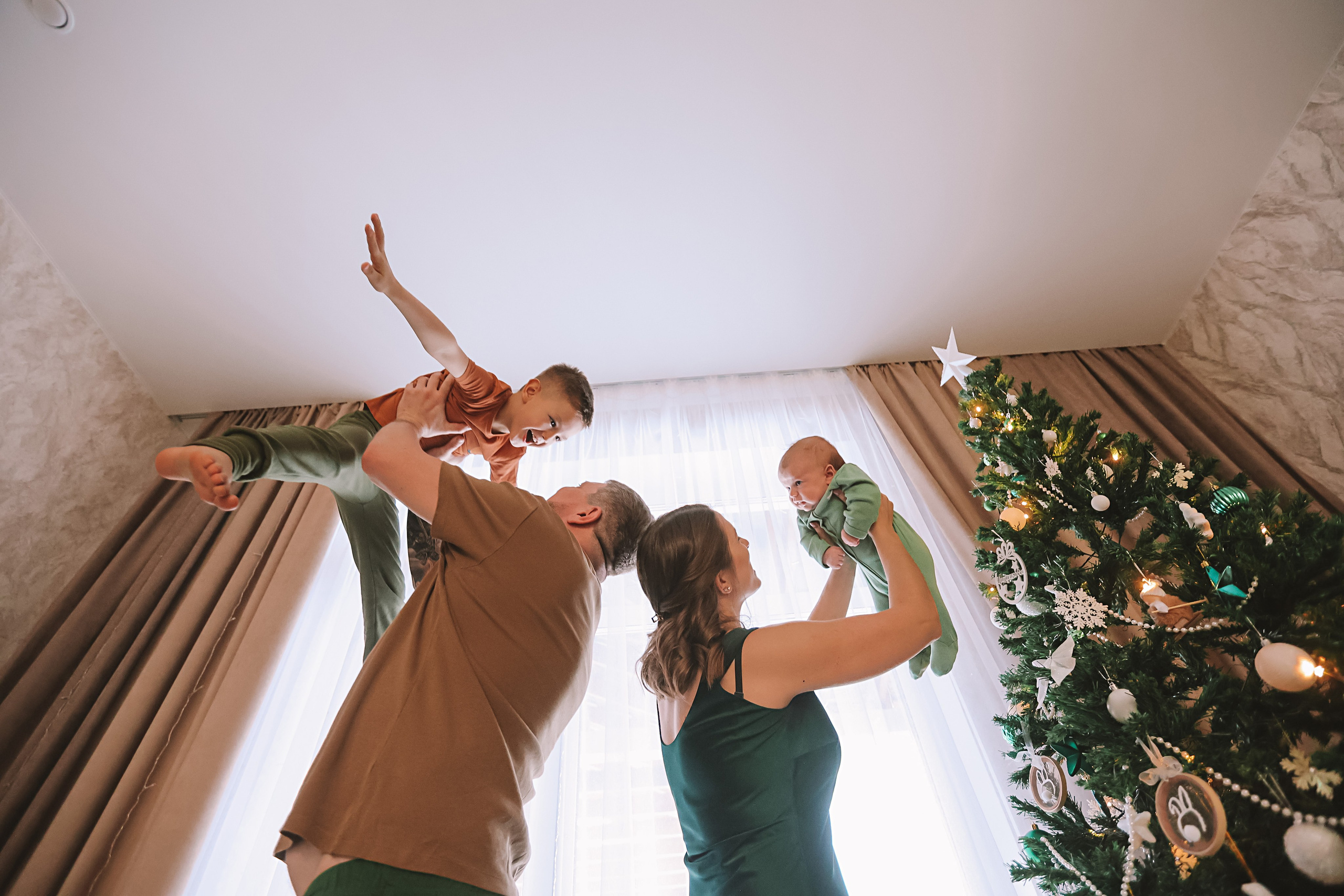 Команда. Семейный фотограф Тюмень, фотограф на роды Салмина Мария