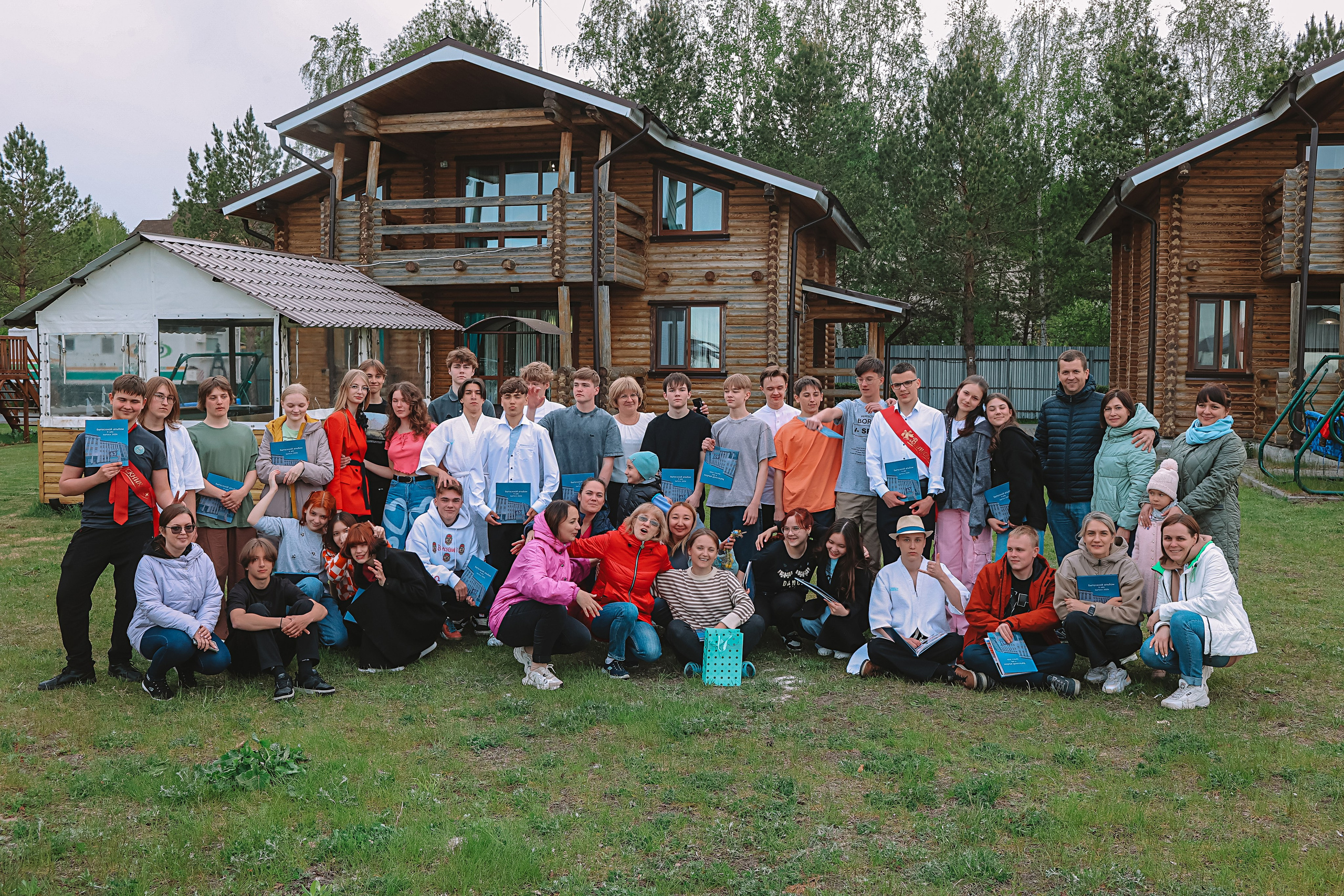 Последний звонок. Семейный фотограф Тюмень, фотограф на роды Салмина Мария